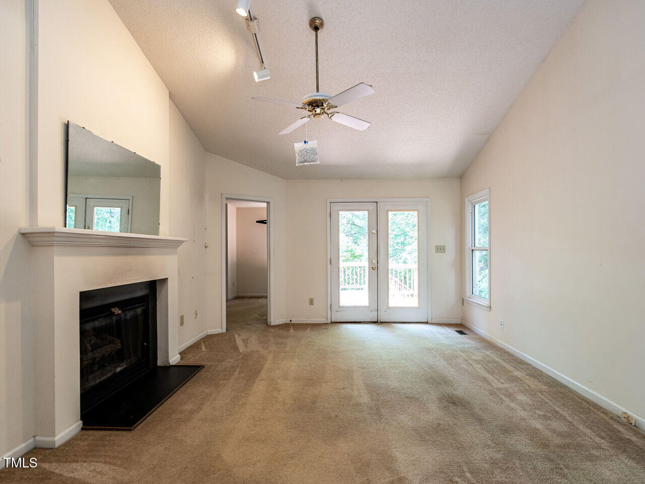 1616 Claiborne Court