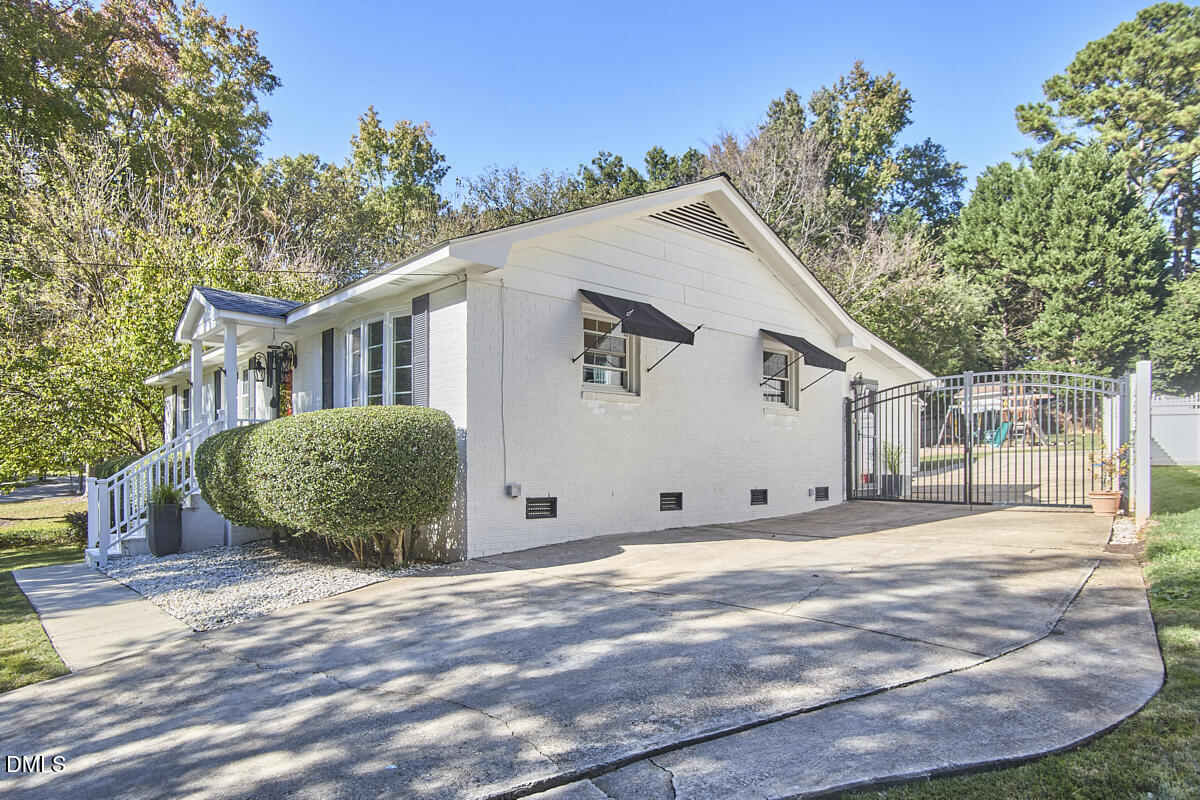 301 Latimer Road