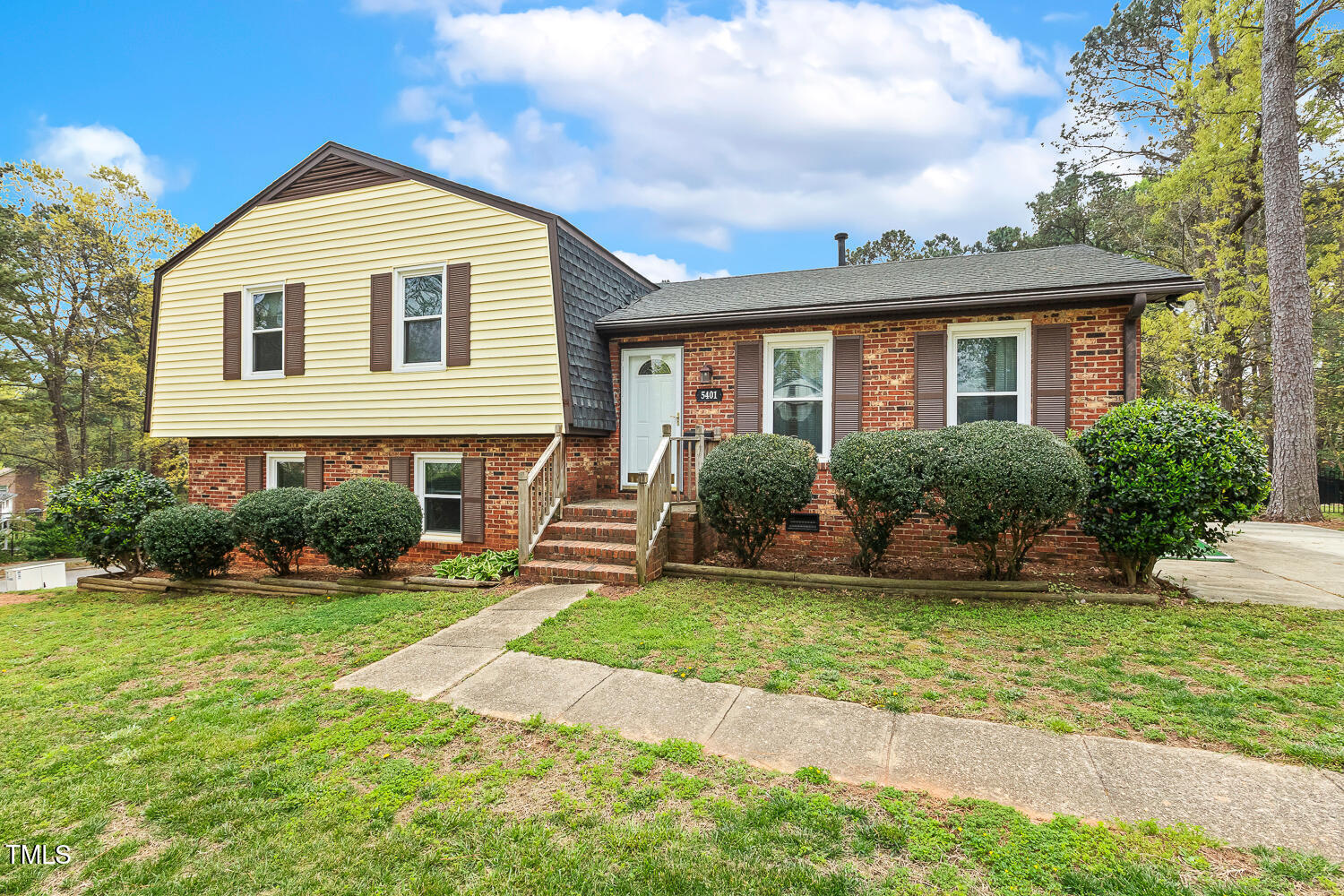 5401 Kaplan Drive