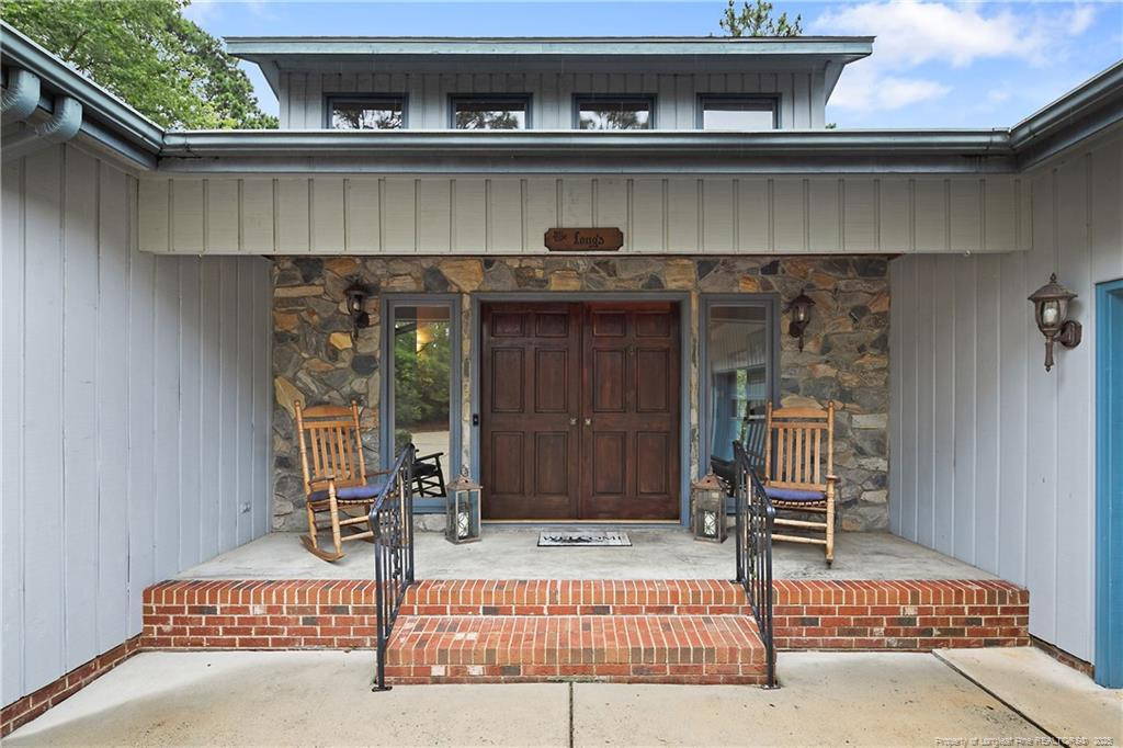 38 EAST LNDG