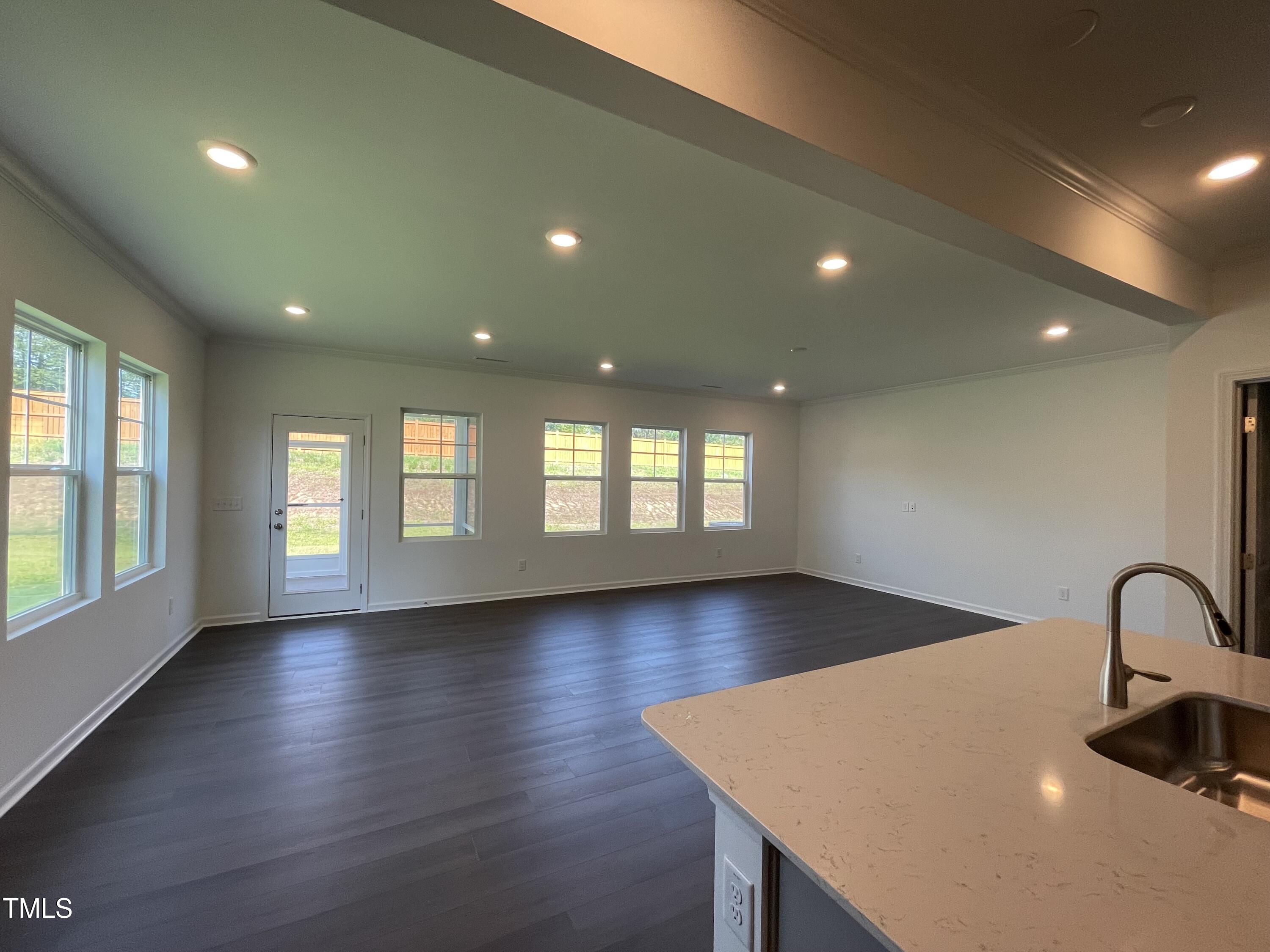 154 N Finley Landing Parkway