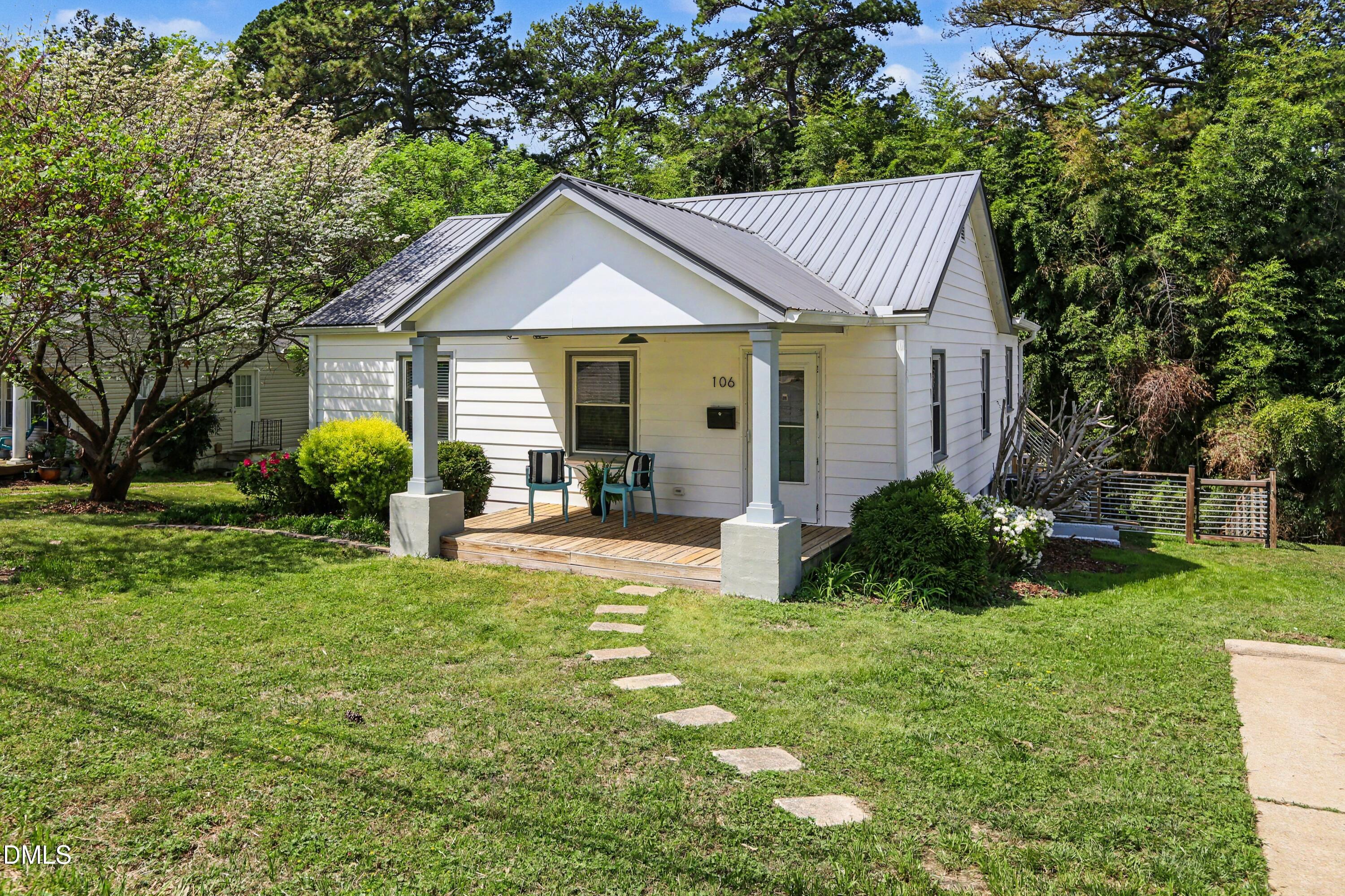 106 Plainview Avenue