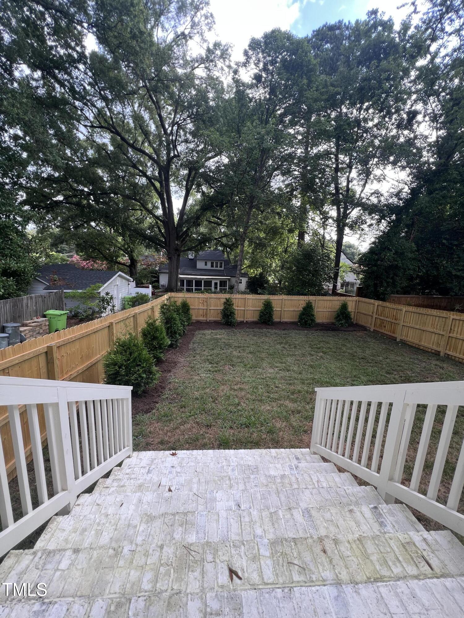3302.5 Hall Place