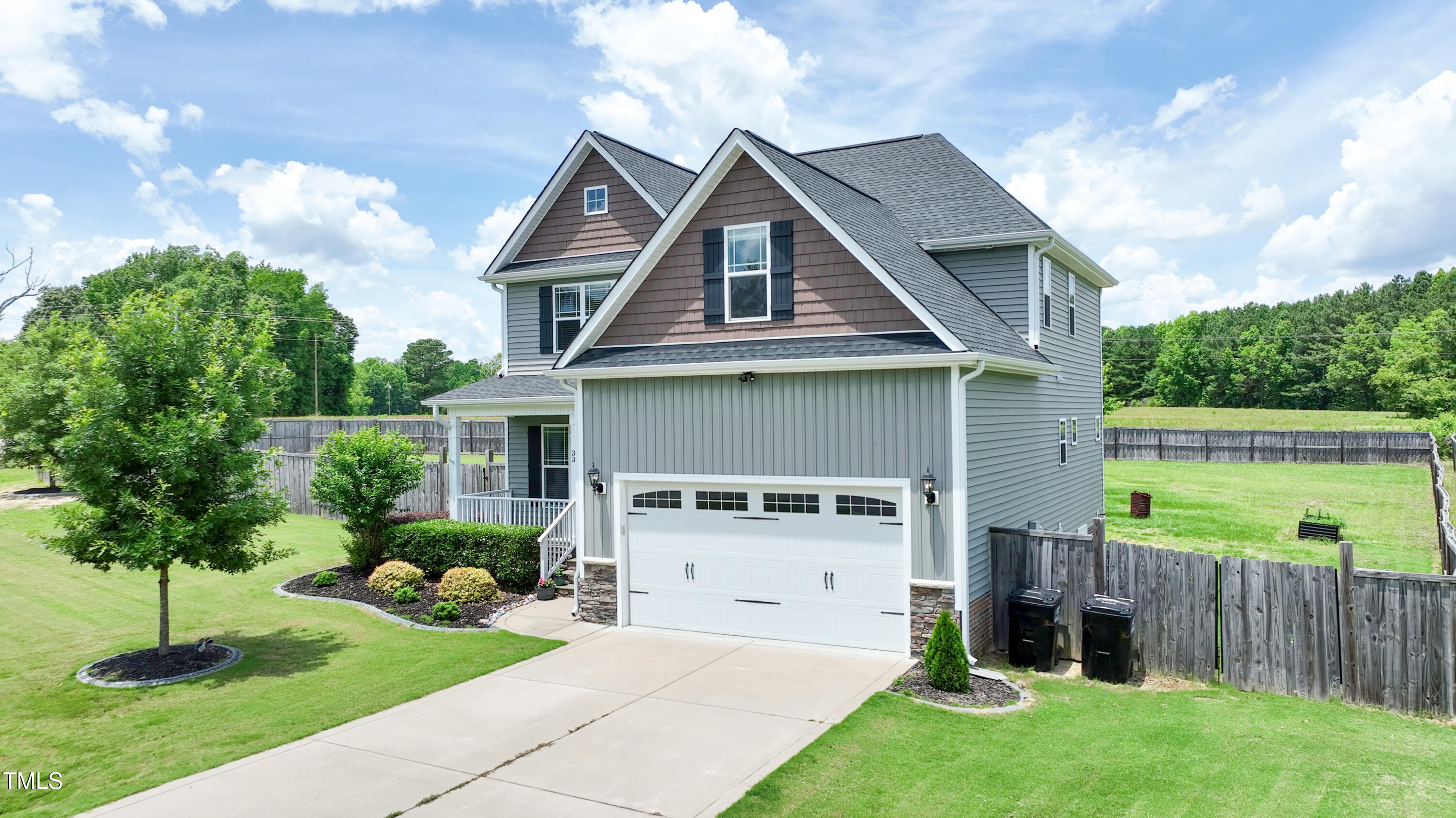 33 Northlodge Court