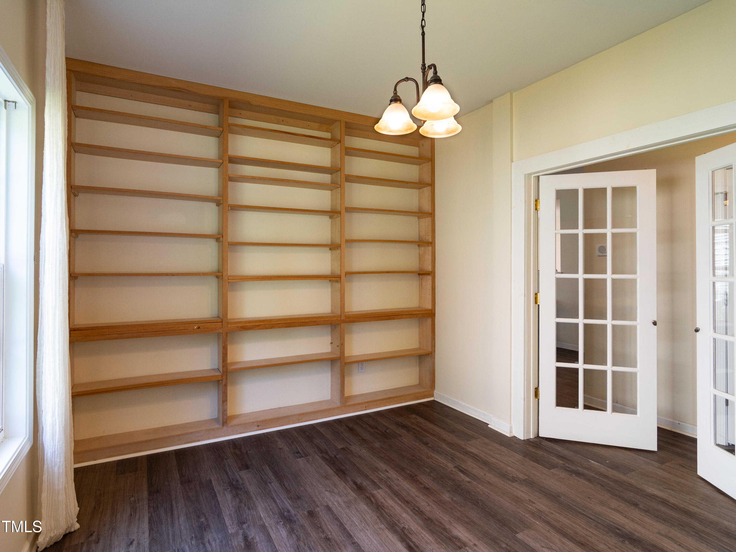 1122 Birkdale Drive