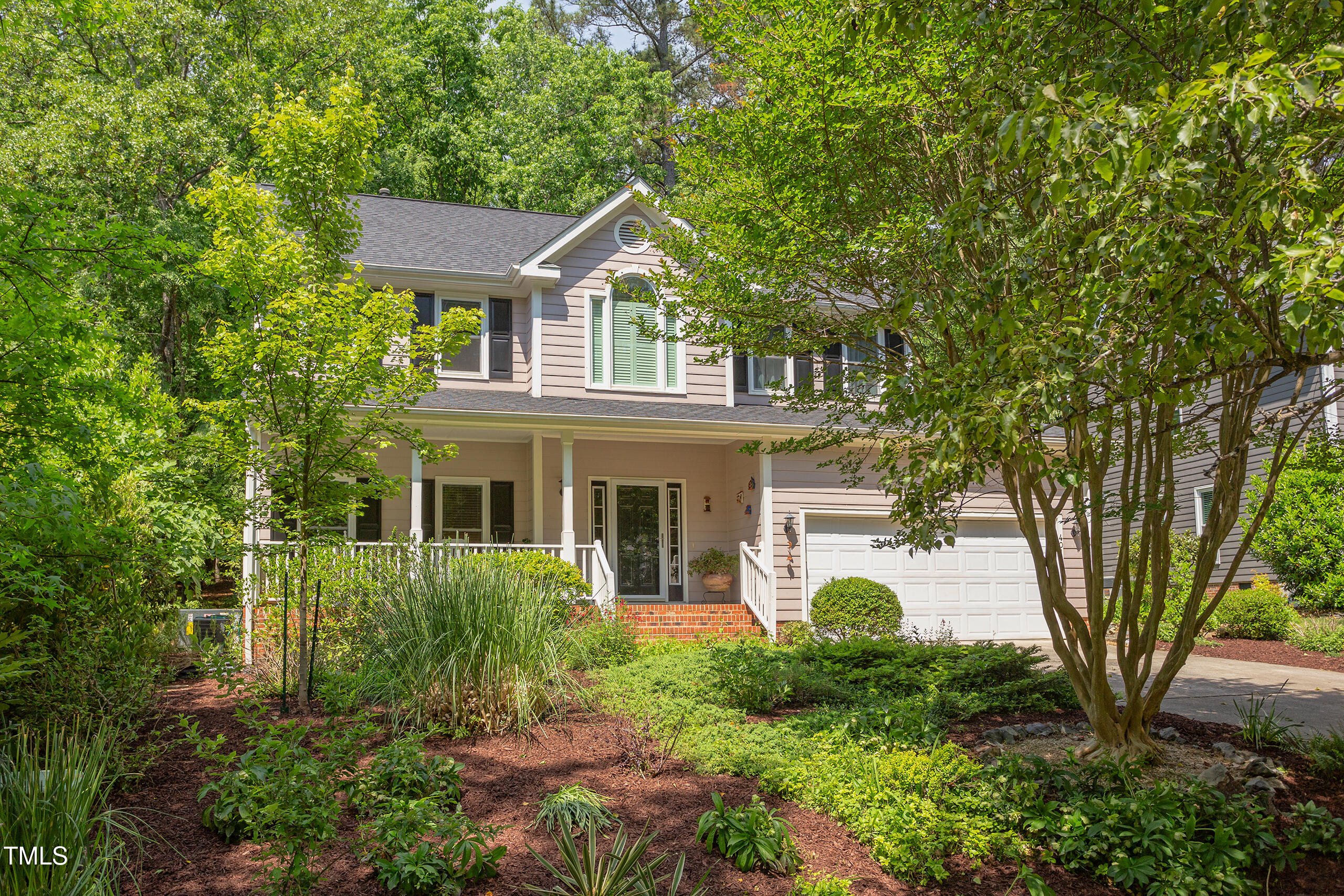 401 Robert Hunt Drive