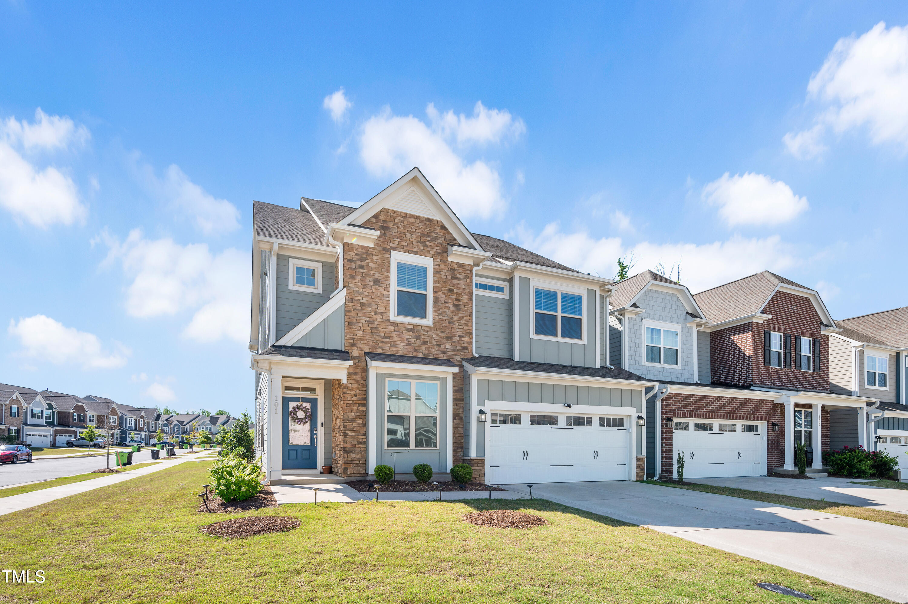 101 Rostova Way