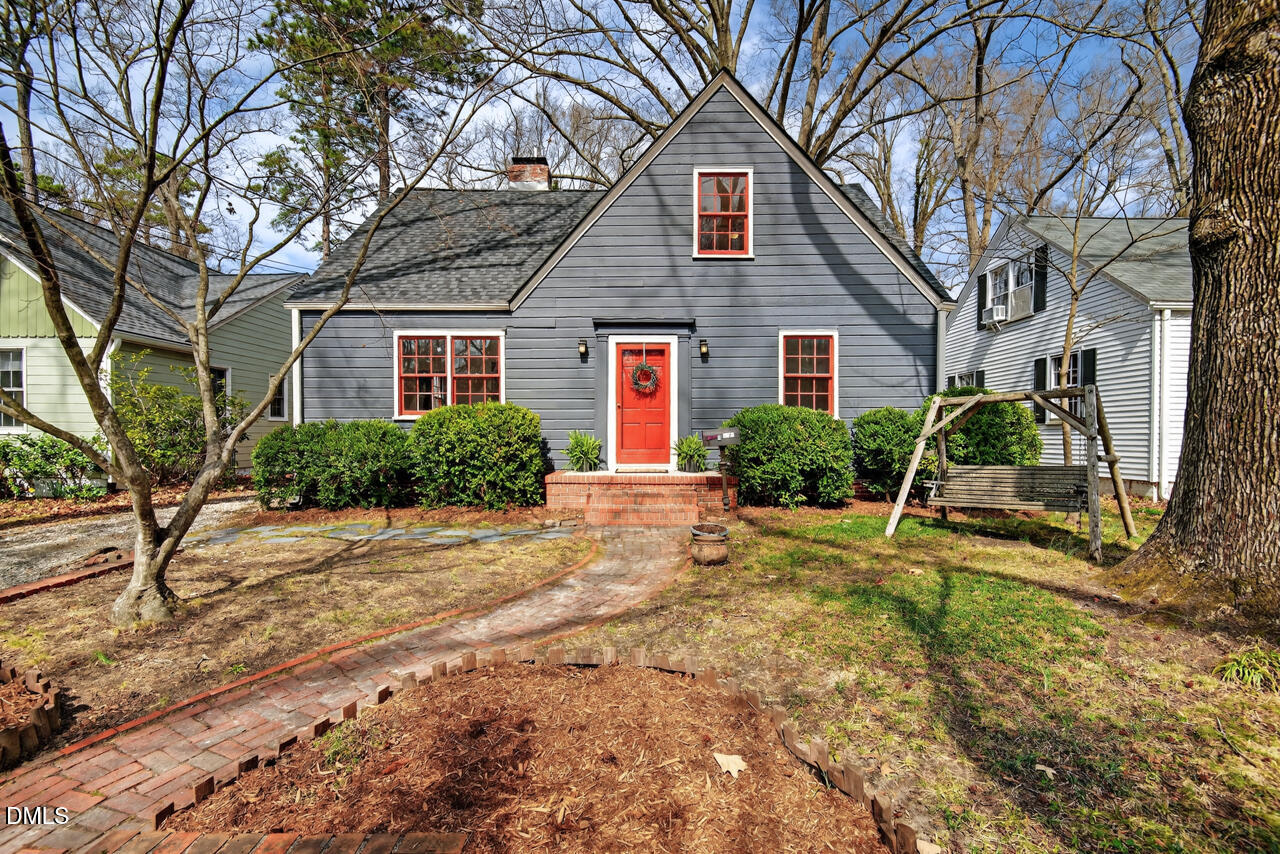 2020 Pershing Street