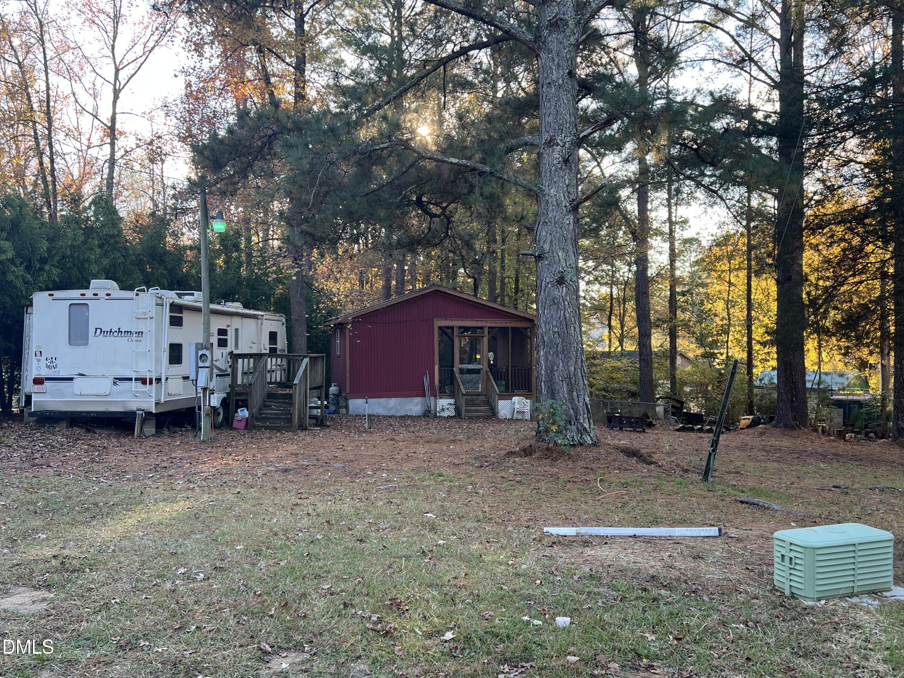 1499 1501 Sagamore Drive