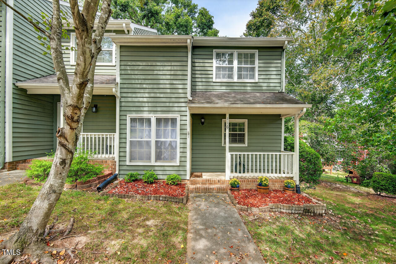 116 Long Shadow Place