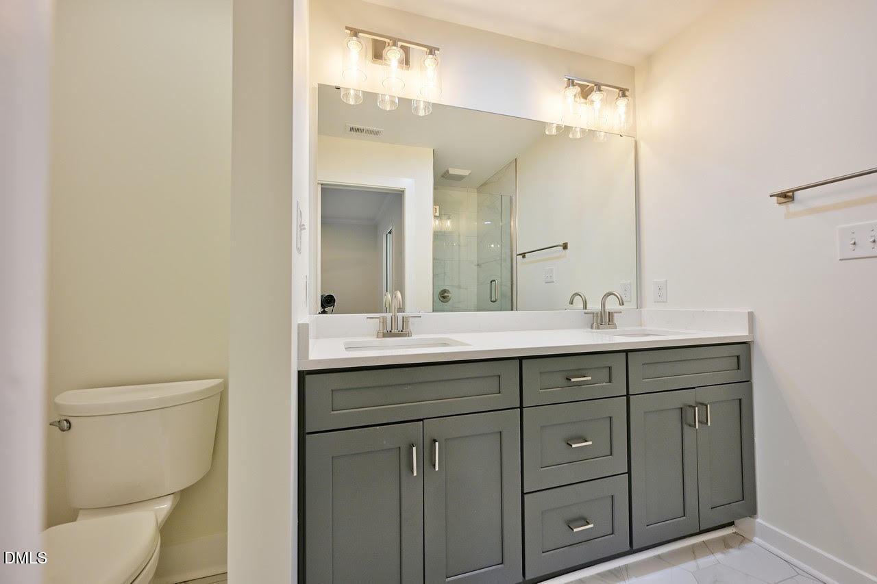 Durham, North Carolina 27703, United States, 3 Bedrooms Bedrooms, ,3 BathroomsBathrooms,Residential,Active,246088