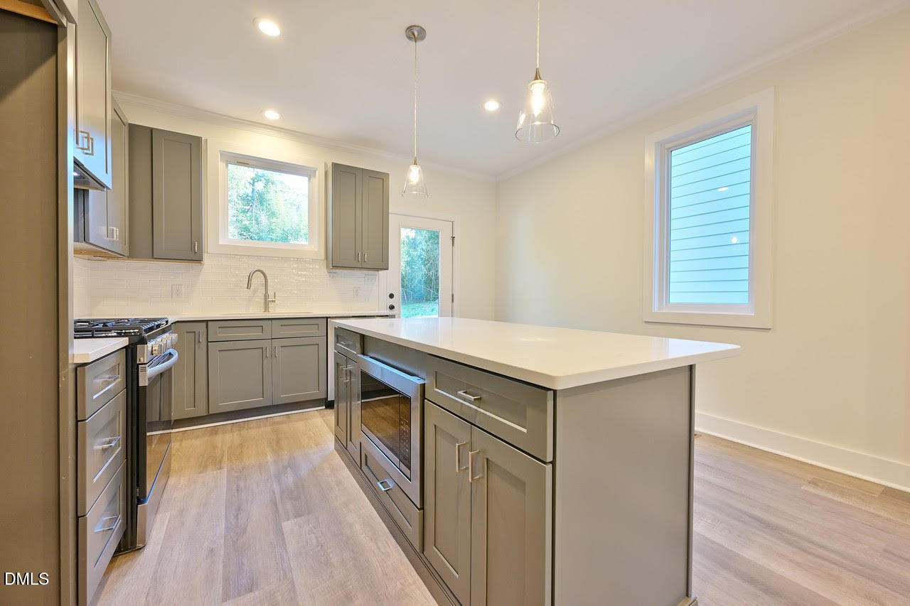 Durham, North Carolina 27703, United States, 3 Bedrooms Bedrooms, ,3 BathroomsBathrooms,Residential,Active,246088