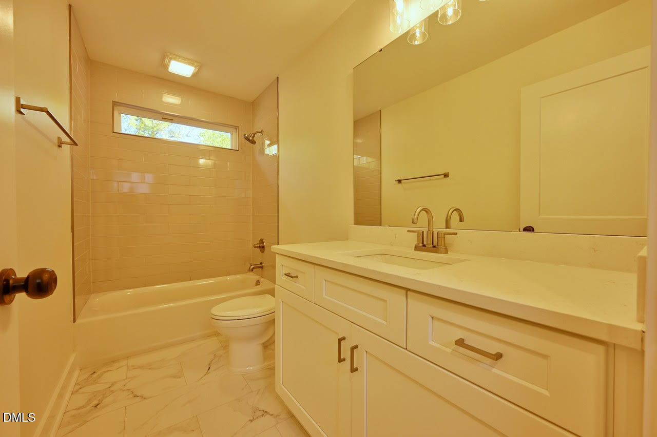 Durham, North Carolina 27703, United States, 3 Bedrooms Bedrooms, ,3 BathroomsBathrooms,Residential,Active,246088