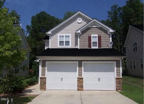 2022 Remington Oaks Circle Cary NC 27519