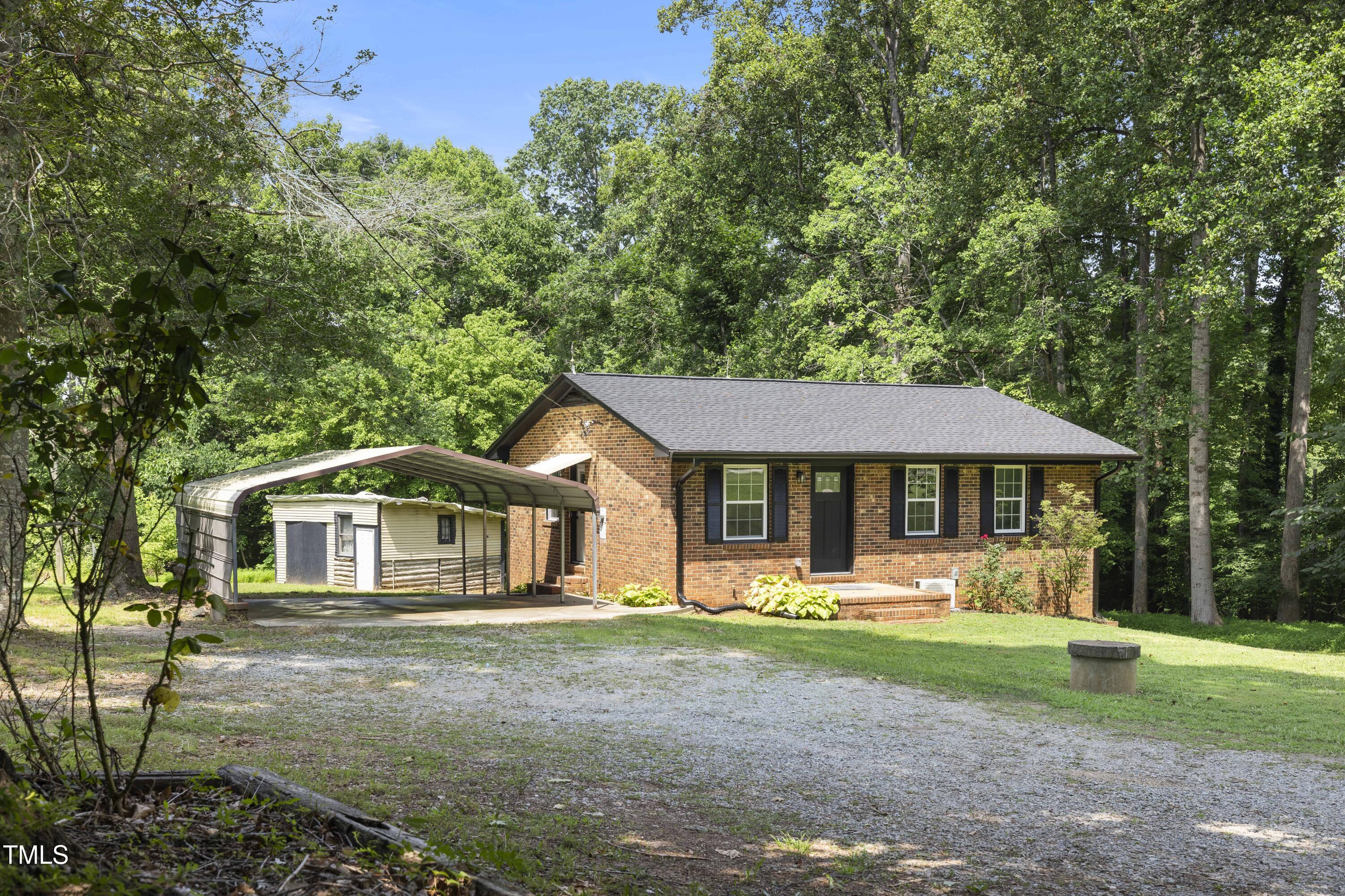 437 Woodsdale Road