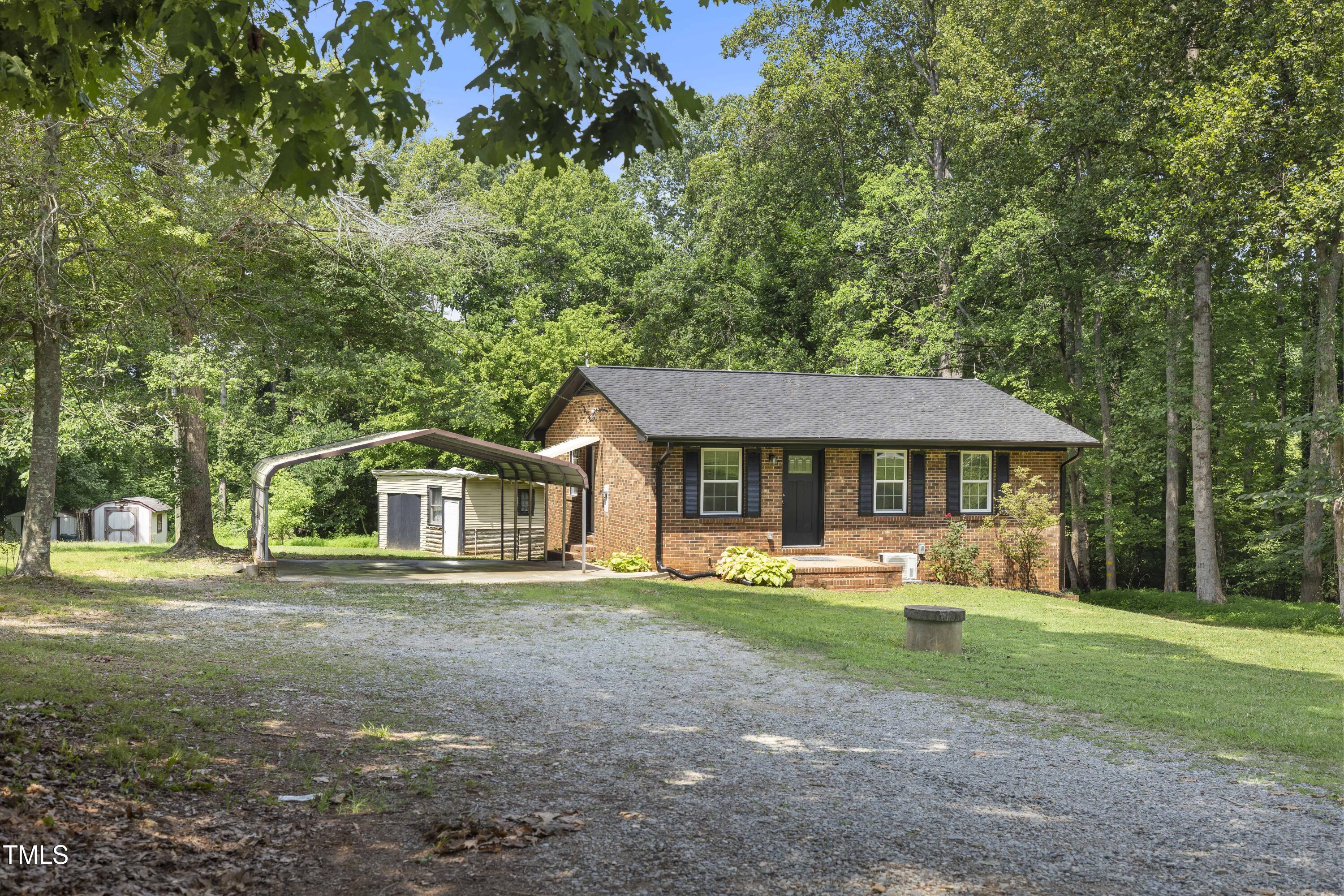 437 Woodsdale Road