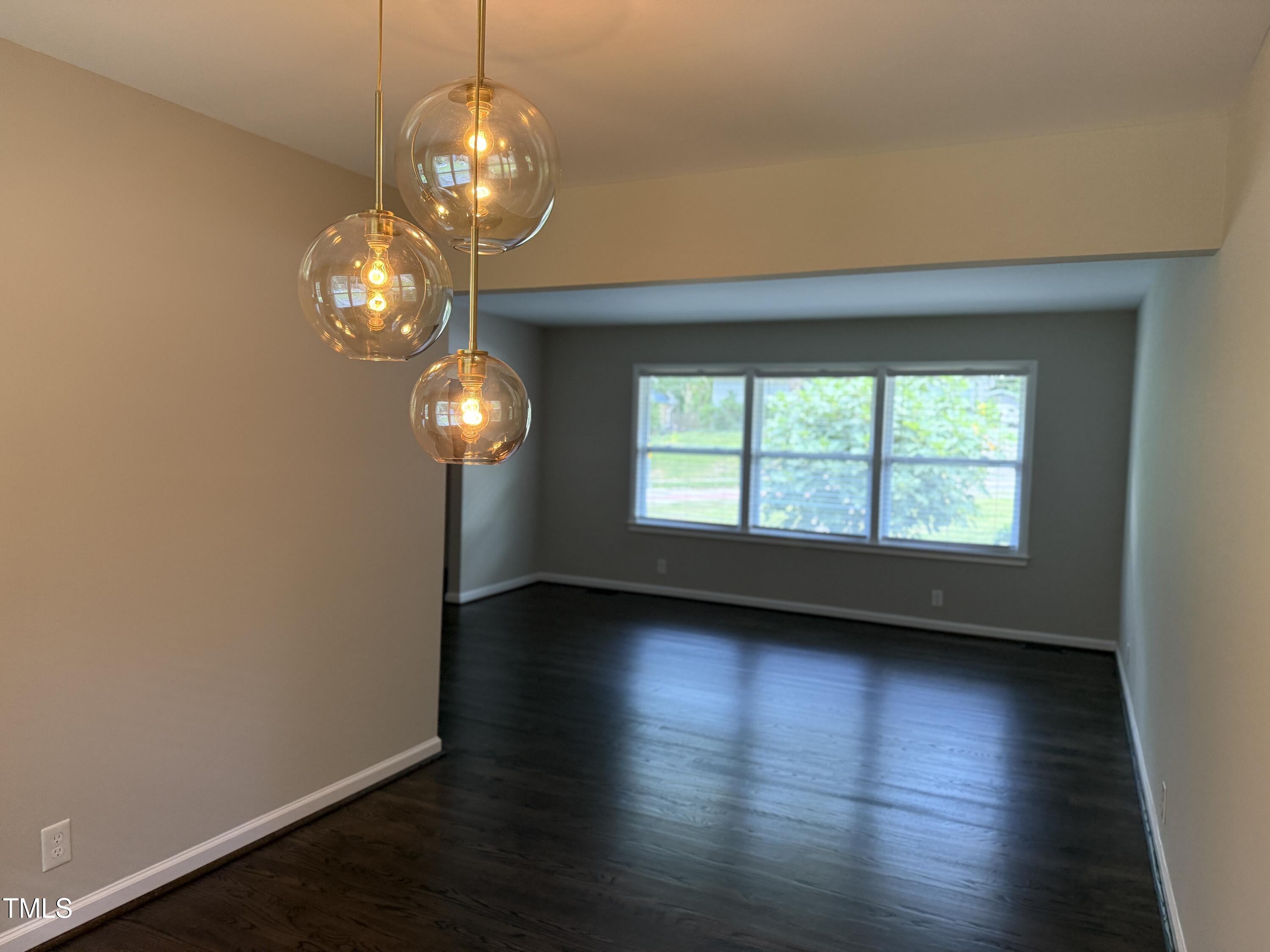 3523 Brentwood Road