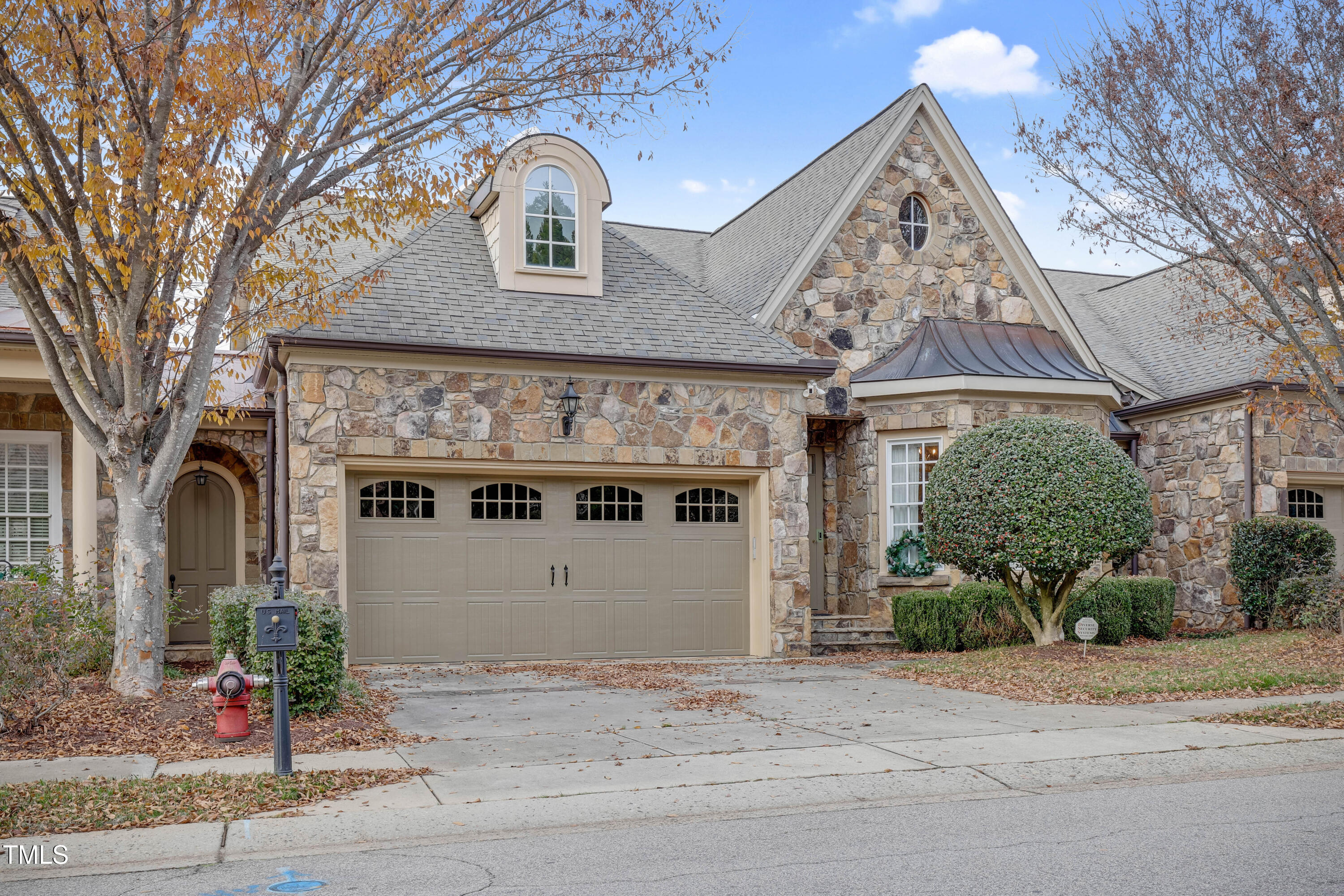 4137 Gardenlake Drive