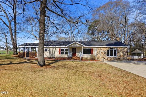 6449 Red Hill Church Road Benson NC 27504