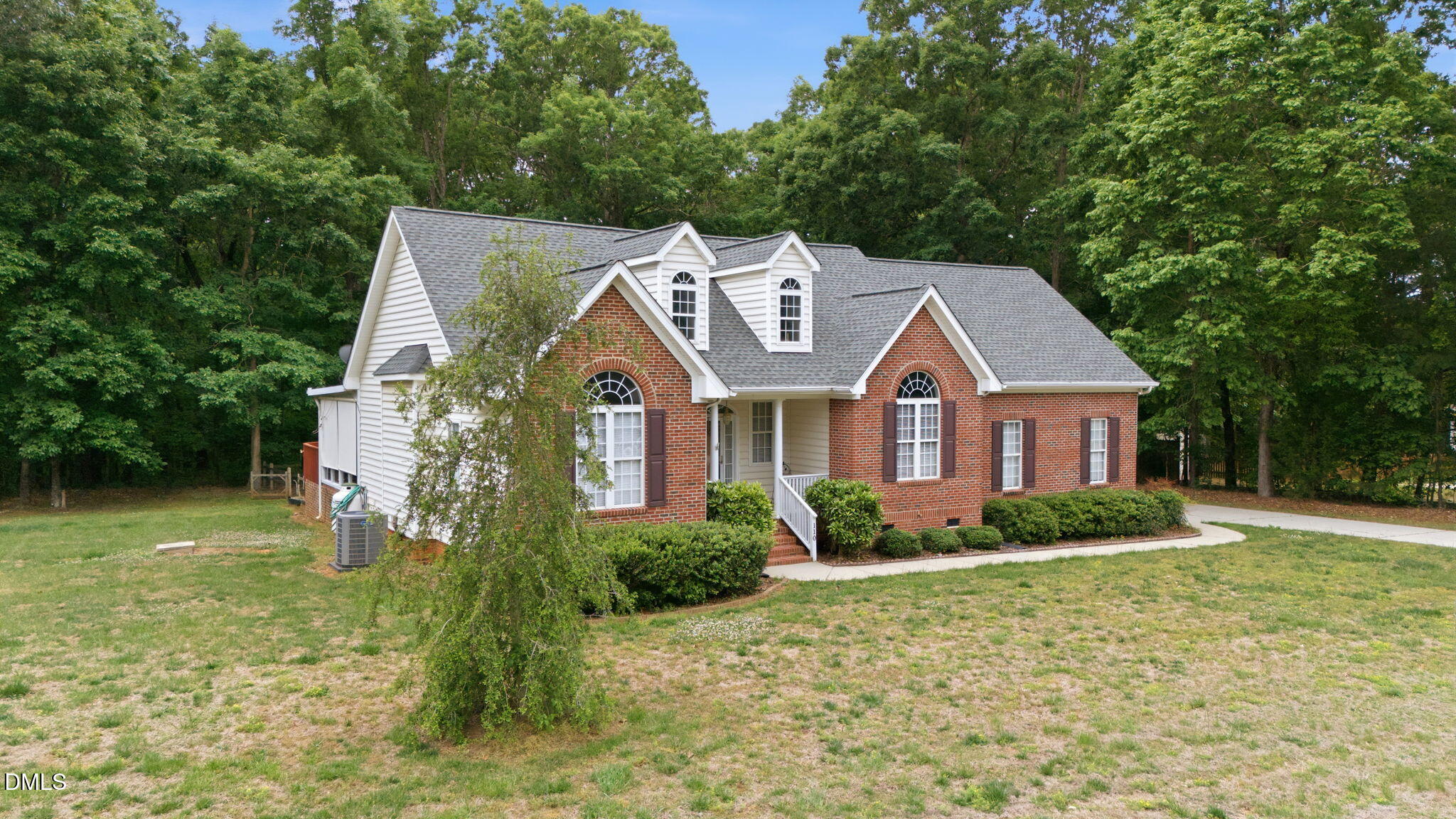 110 Canter Gable Place