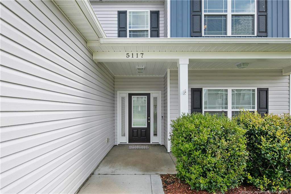 5117 Thruway Road
