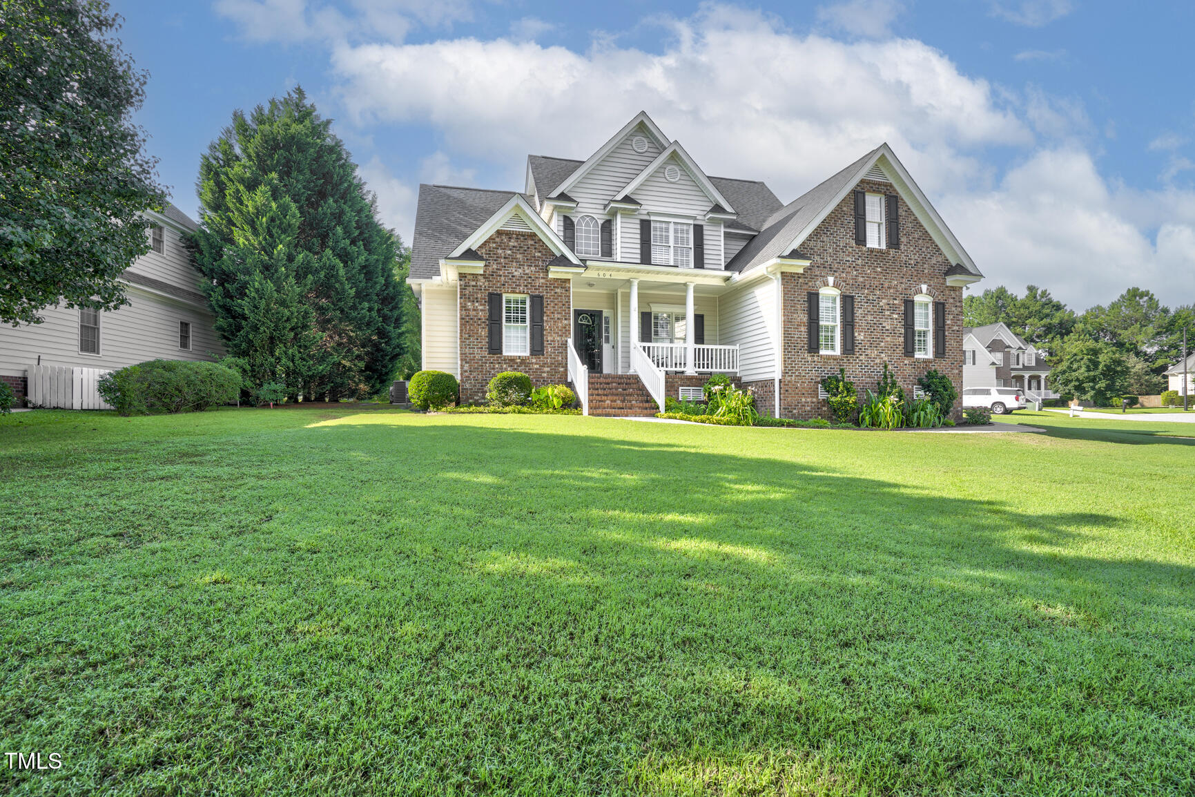 604 Woods Walk Lane