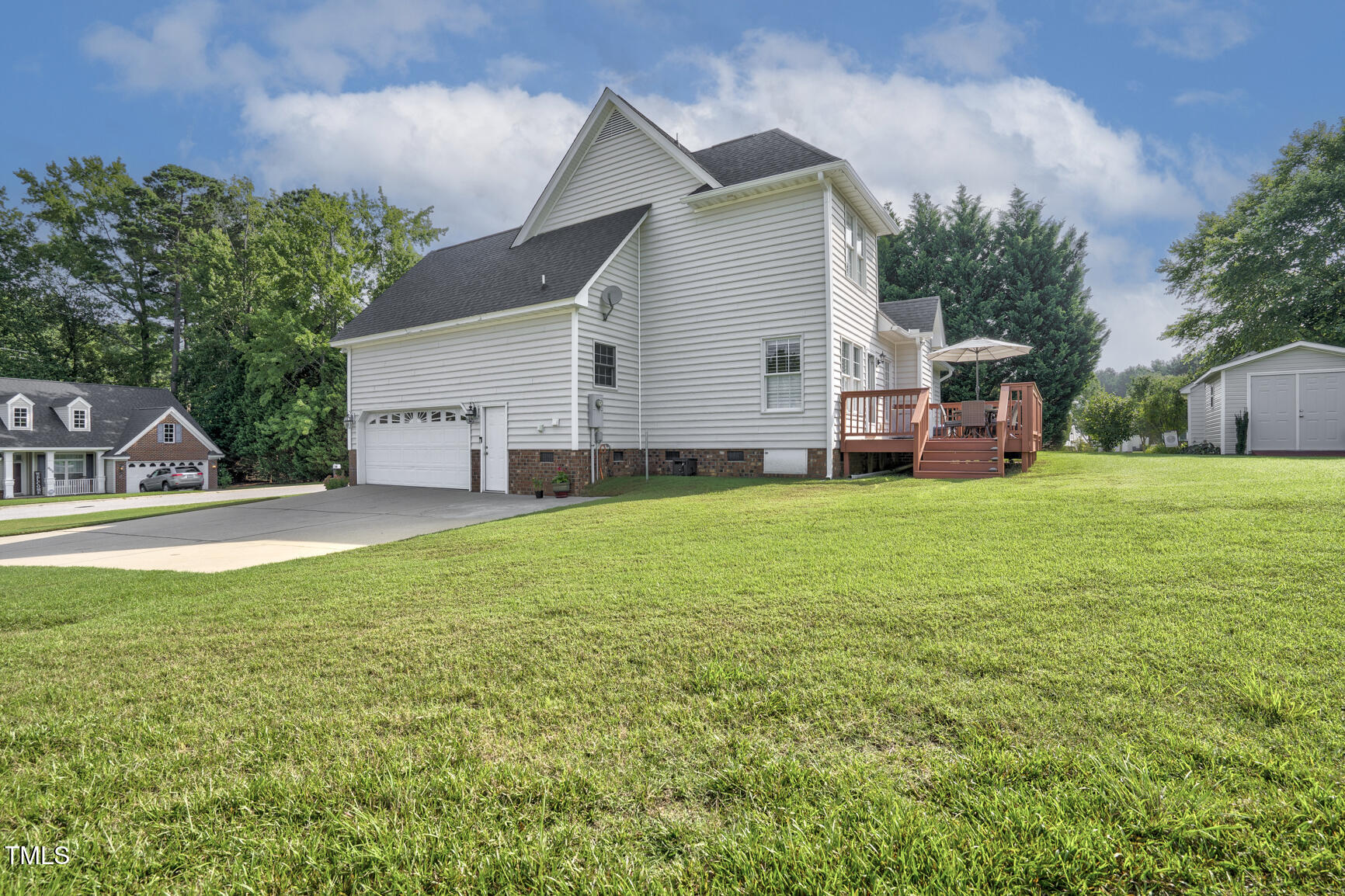 604 Woods Walk Lane