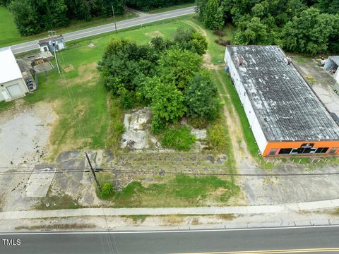 1558 Main Street Yanceyville NC 27379