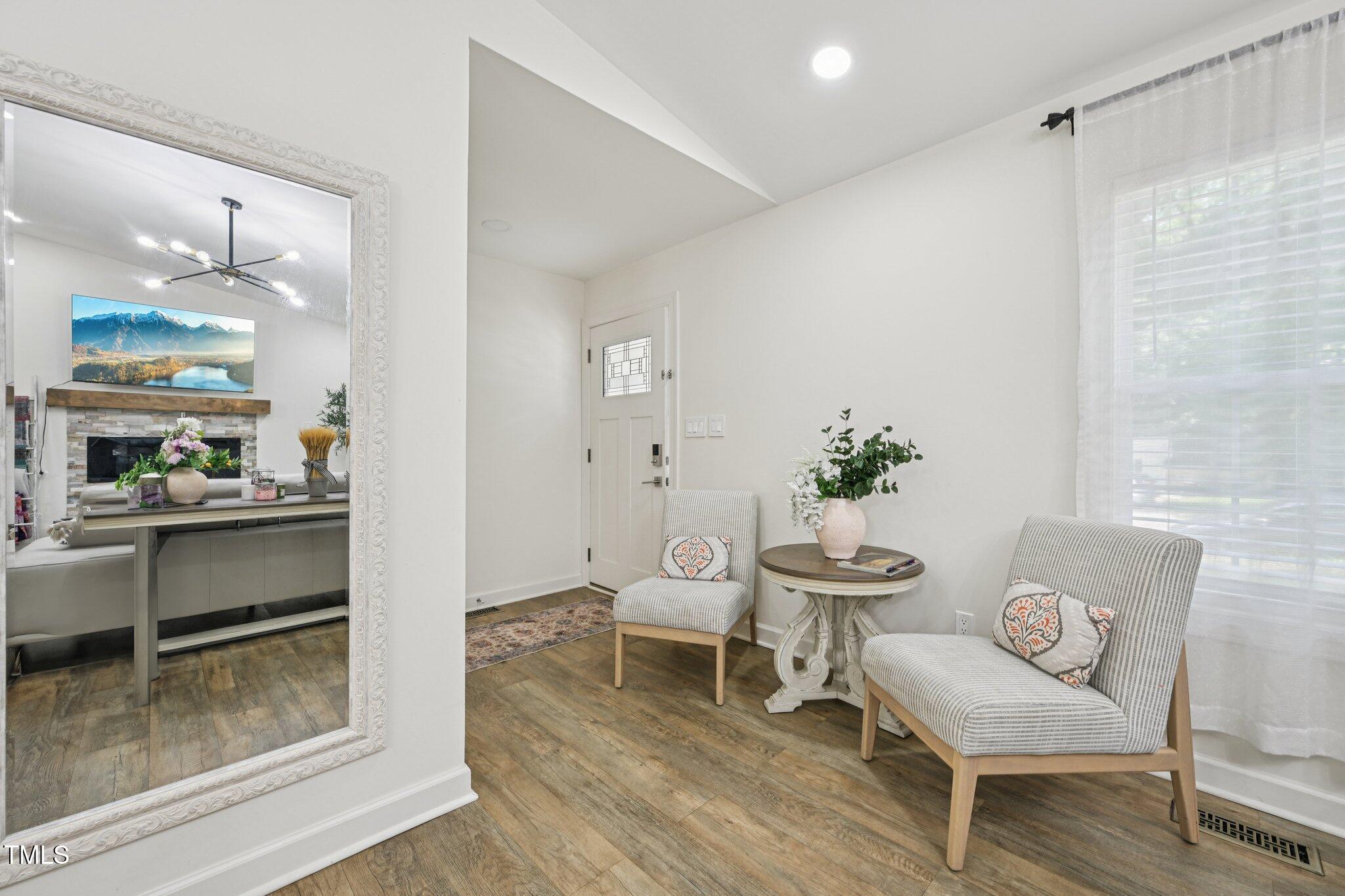 1104 Suterland Road