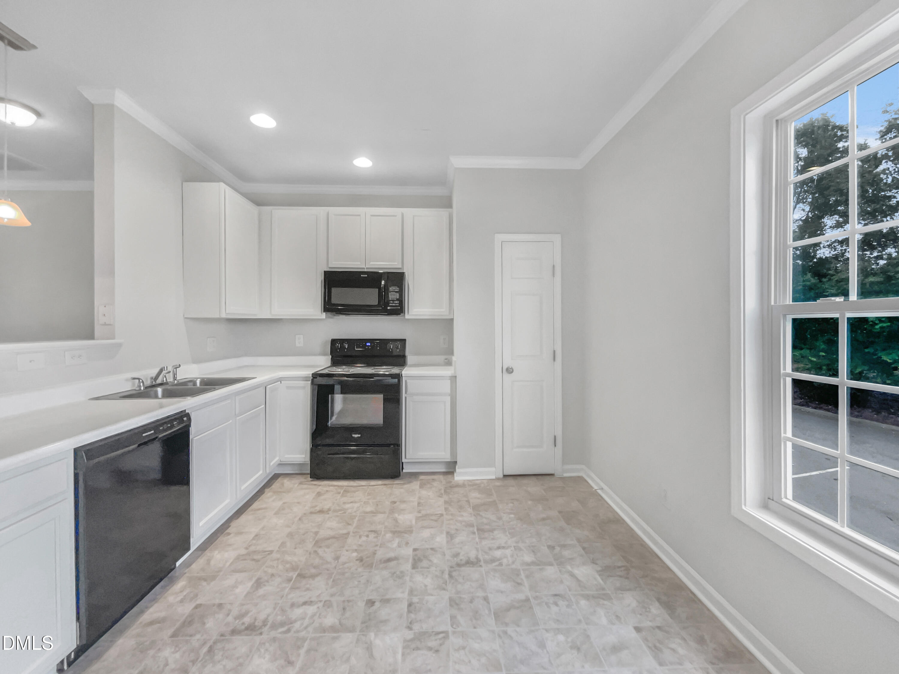 650 Ganyard Farm Way 6