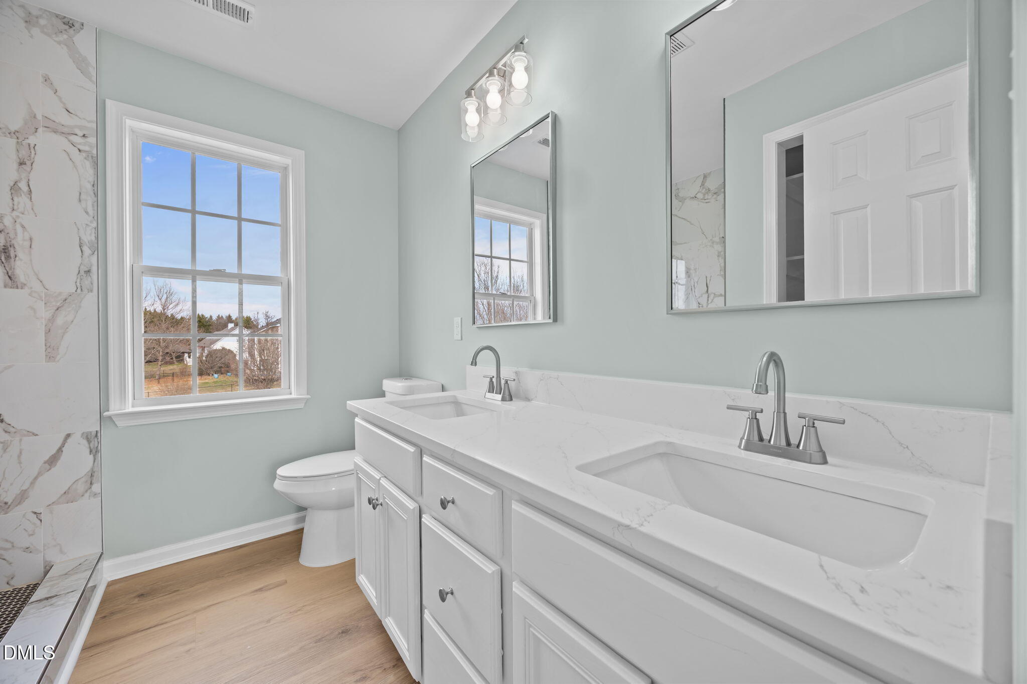 1401 Justin Oaks Court