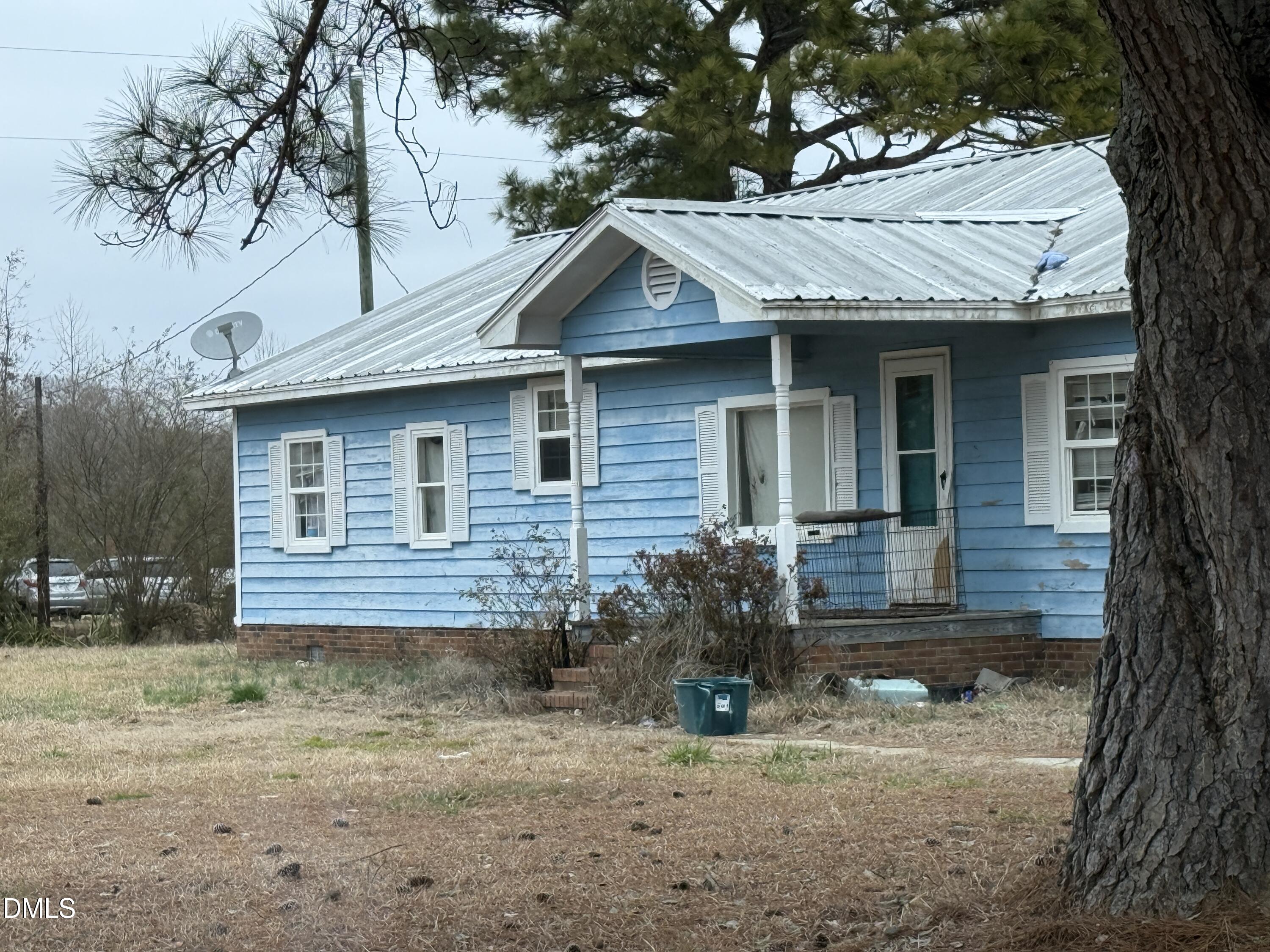 484 Yellow Skin Road