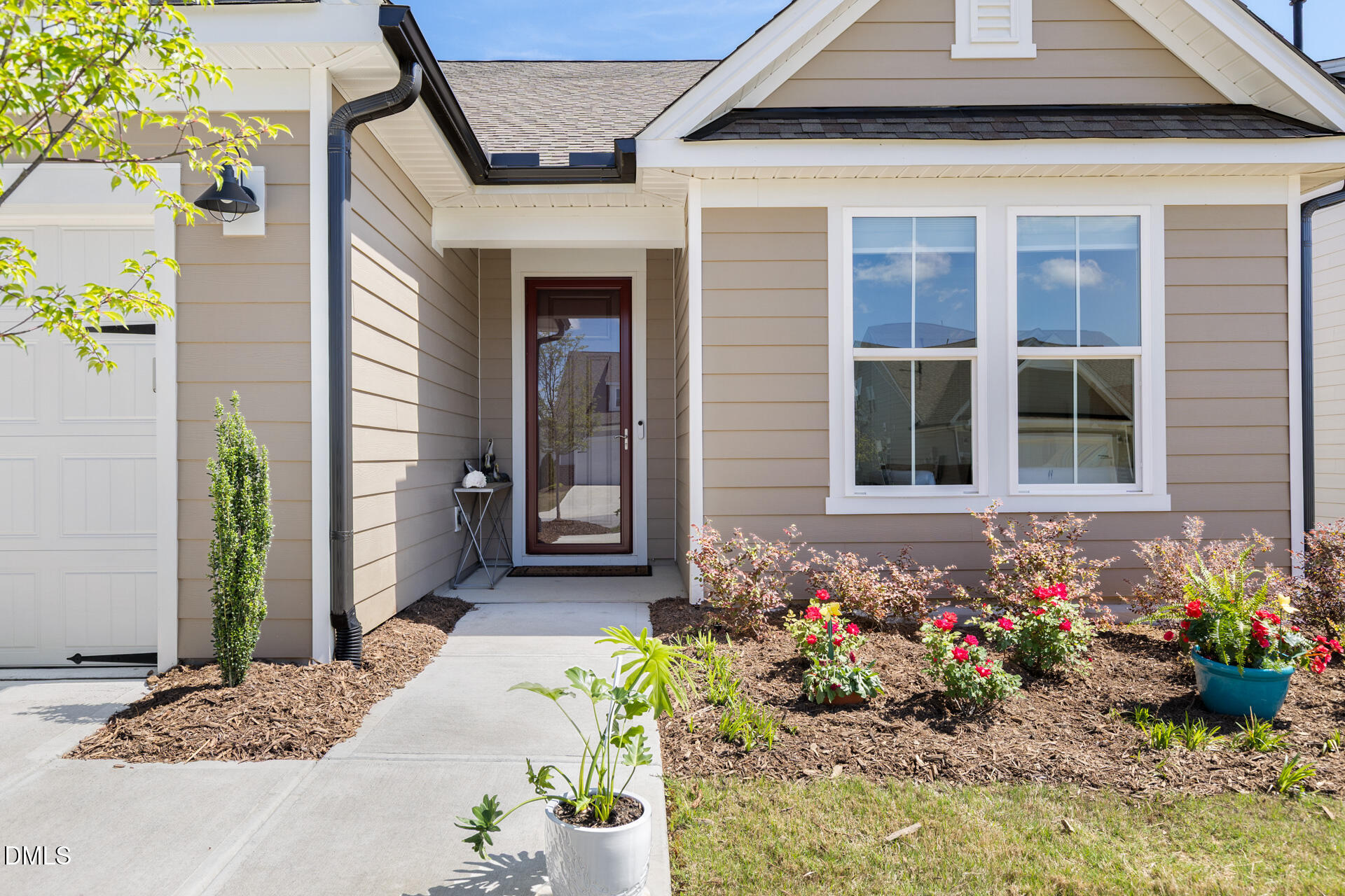 1605 Plover Circle
