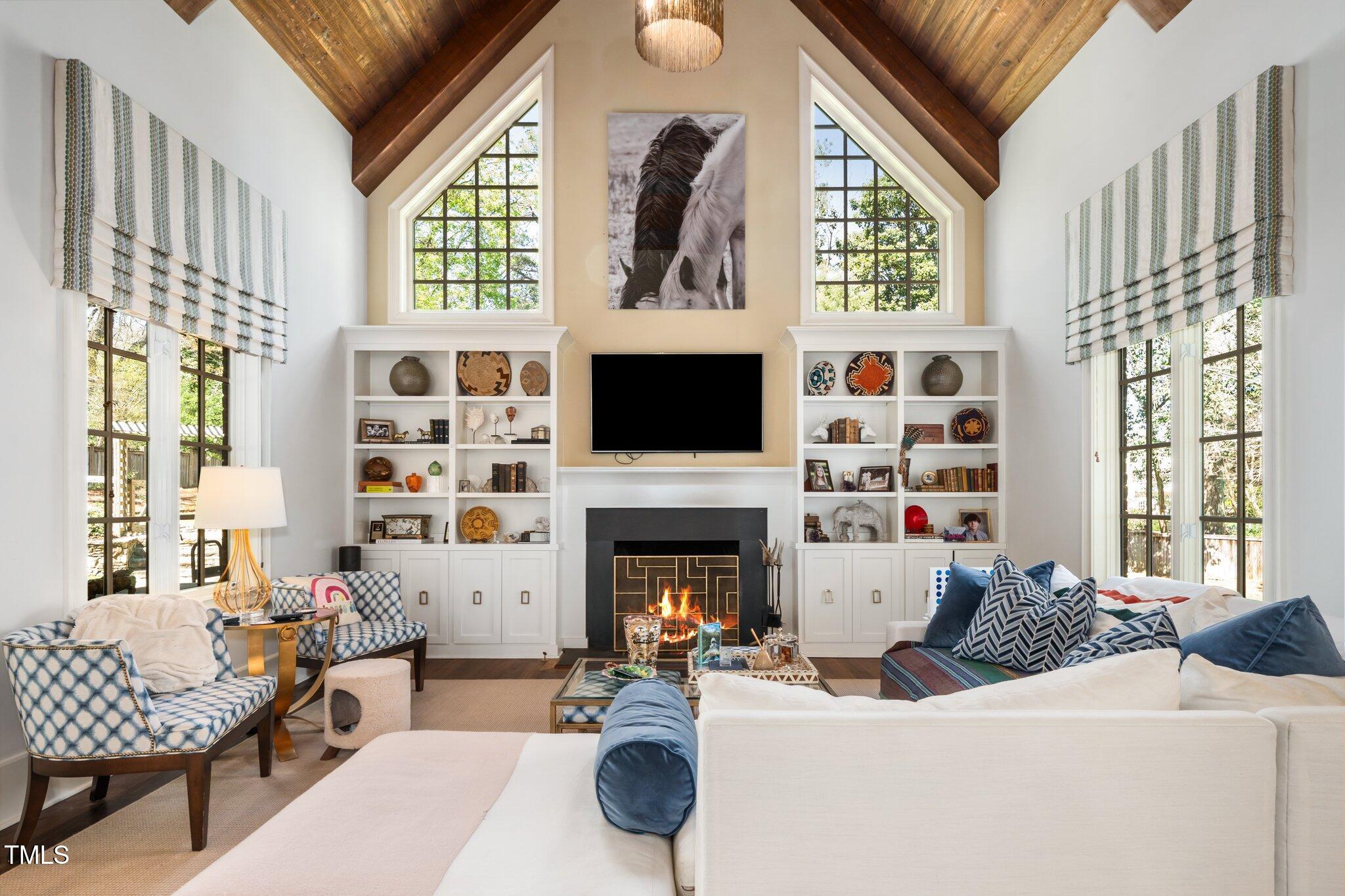 Raleigh, North Carolina 27608, United States, 5 Bedrooms Bedrooms, ,6 BathroomsBathrooms,Residential,Active,97570