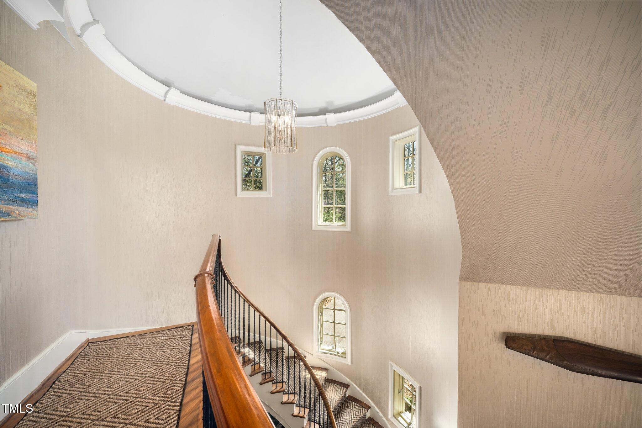 Raleigh, North Carolina 27608, United States, 5 Bedrooms Bedrooms, ,6 BathroomsBathrooms,Residential,Active,97570