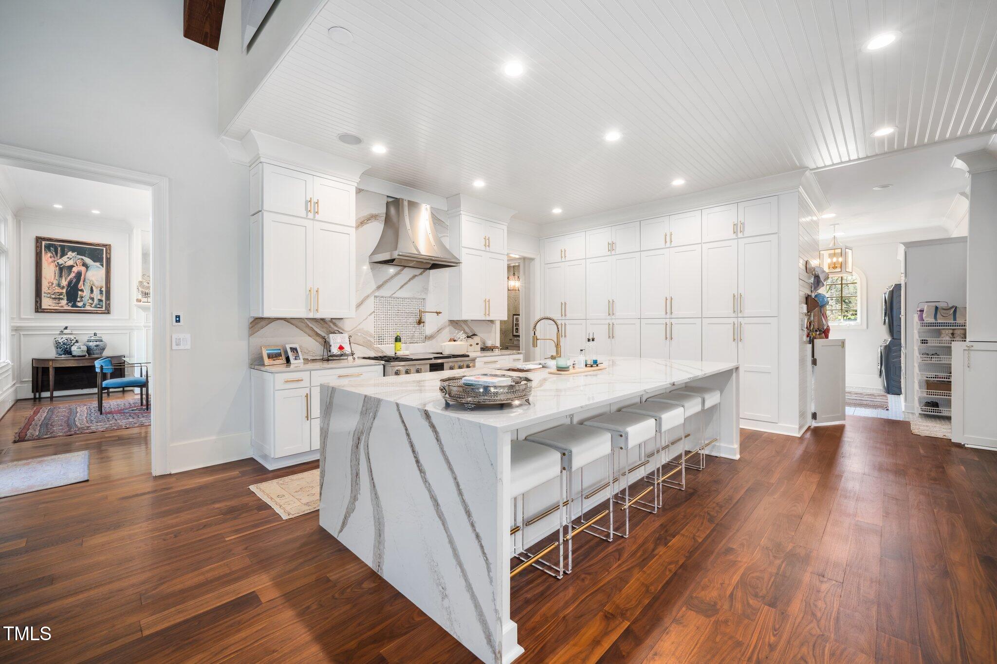 Raleigh, North Carolina 27608, United States, 5 Bedrooms Bedrooms, ,6 BathroomsBathrooms,Residential,Active,97570