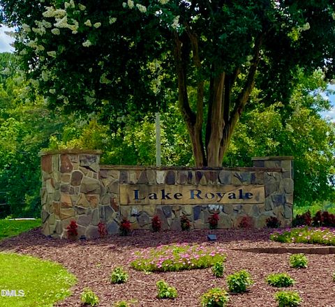 Photo of 100-106 Cherokee Drive, Louisburg, NC 27549 (MLS # 10139040)