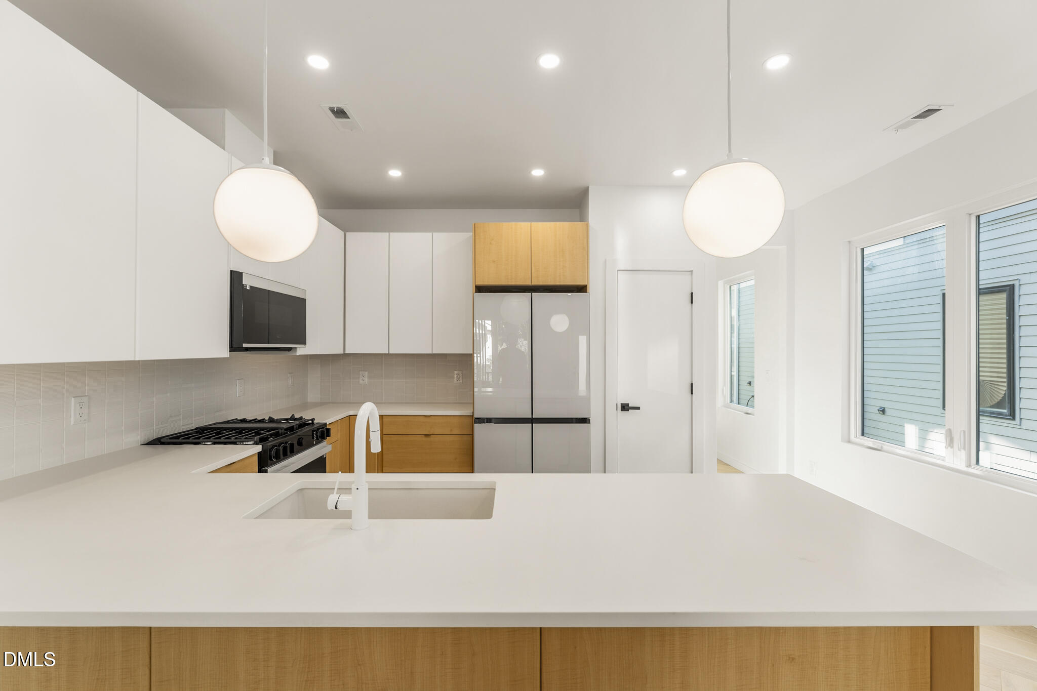 409 Alston Street 102