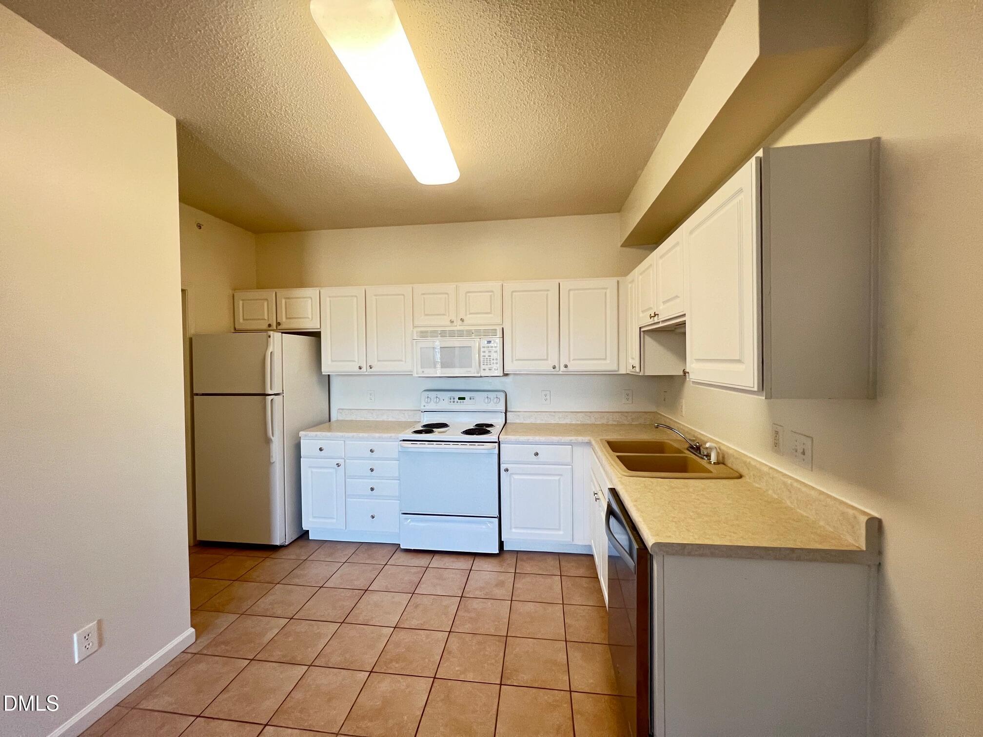 2501 Huntscroft Lane 303