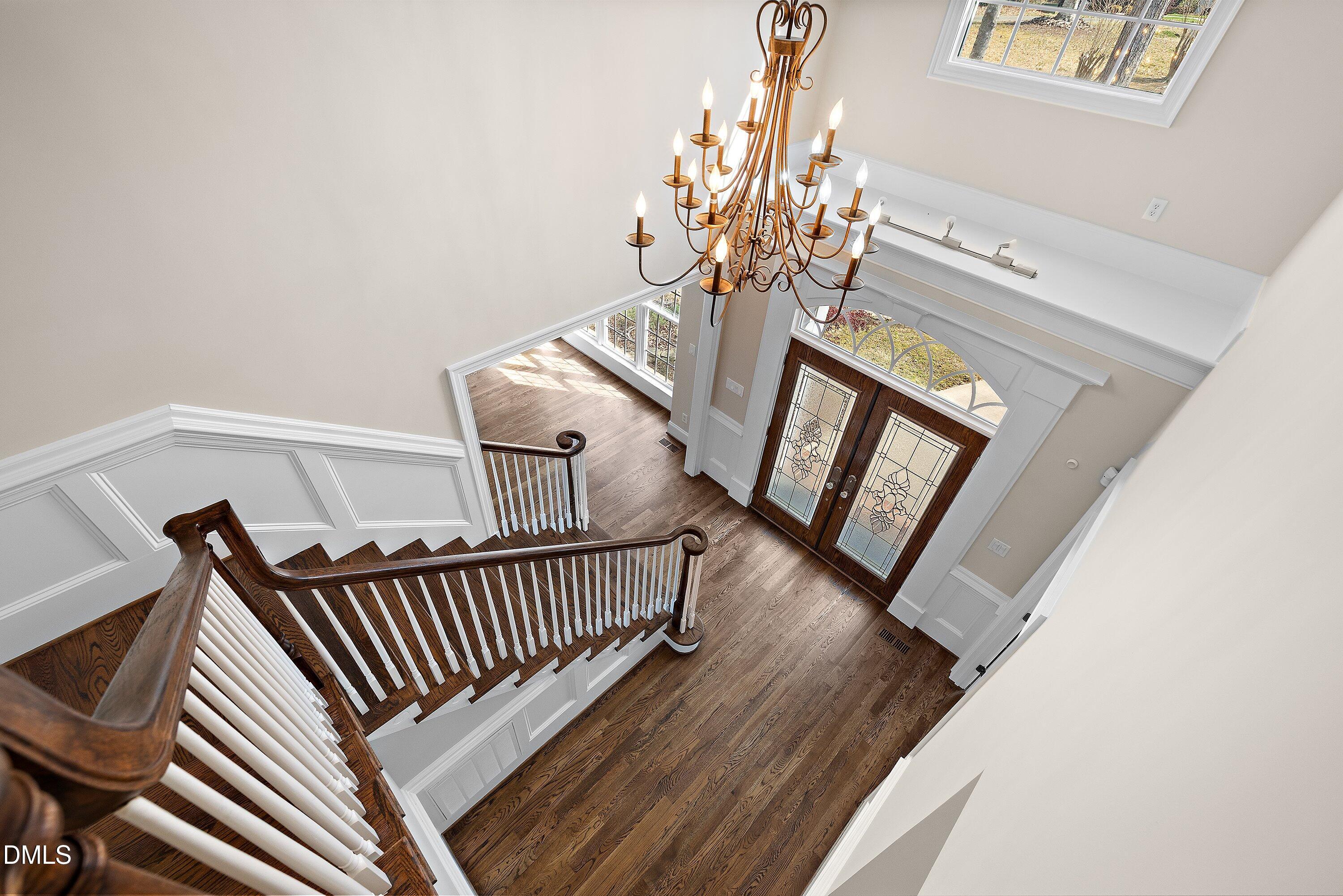 1525 Eglantyne Court