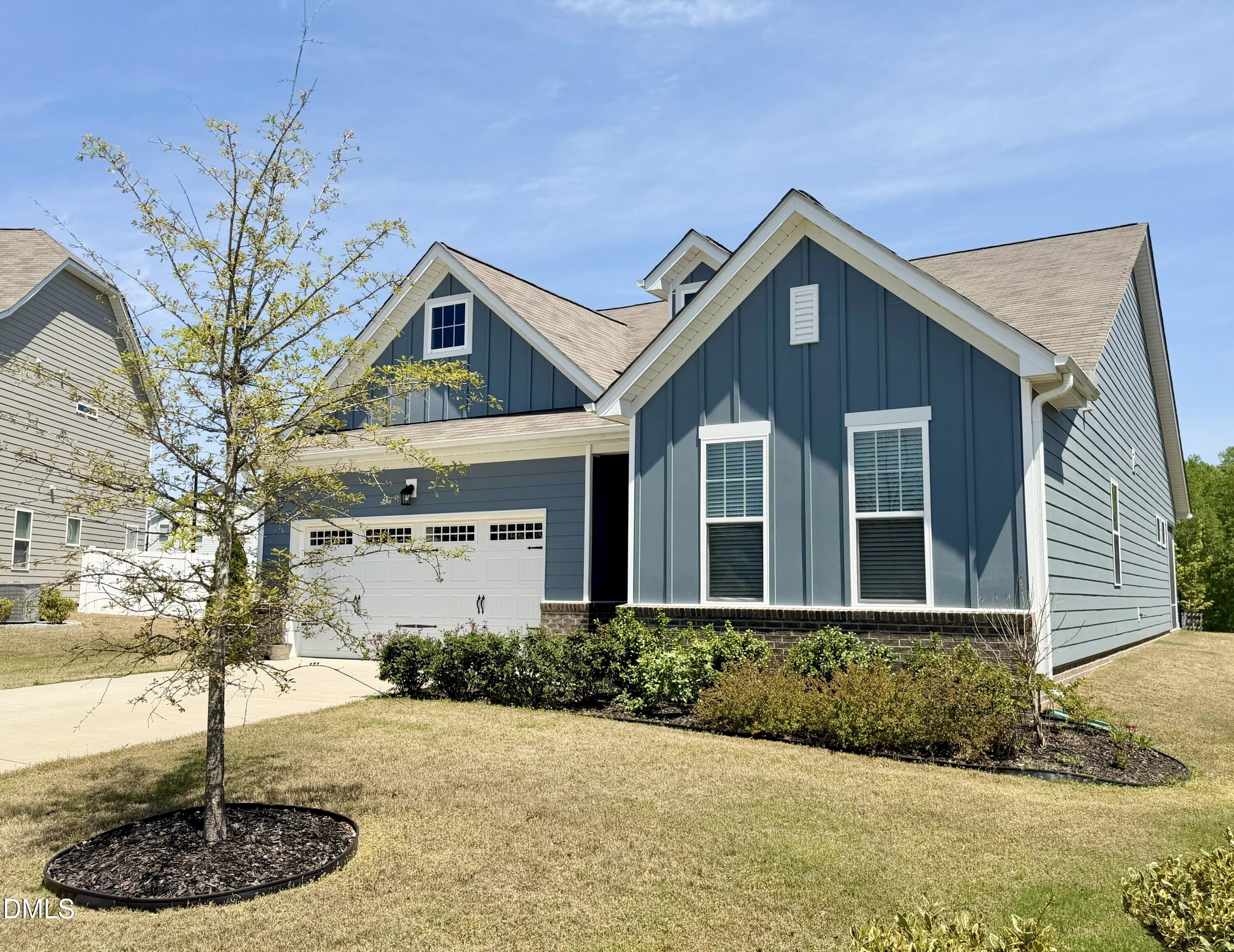 1025 Lily Lavender Lane