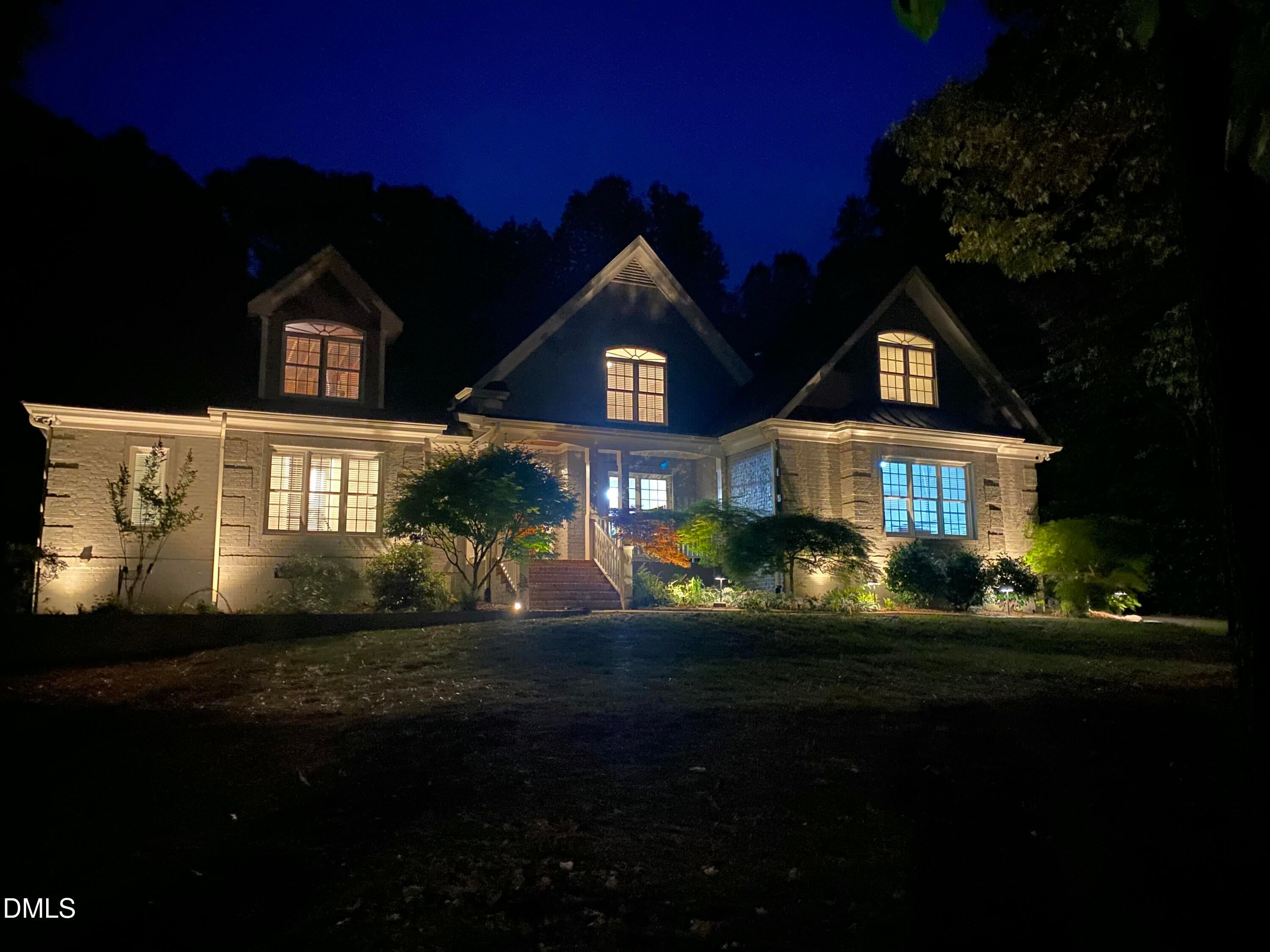 7048 Shady Glen Lane