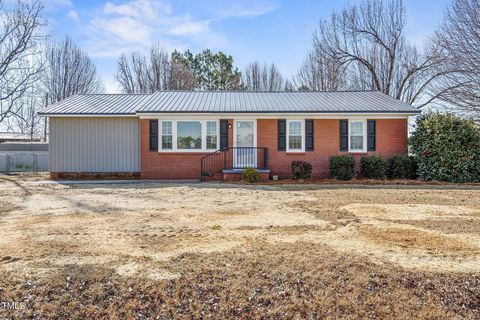 352 Old Crow Road Newton Grove NC 28366