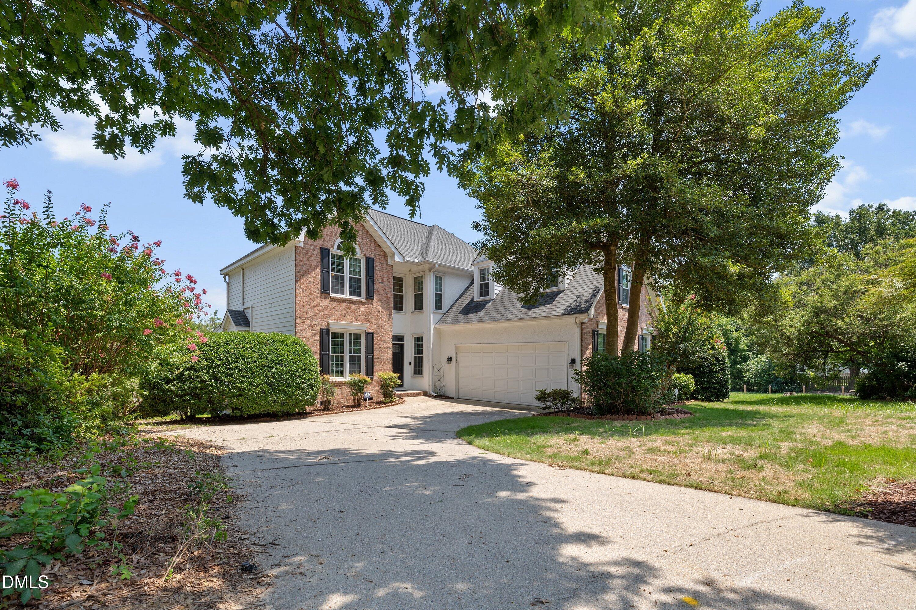 2000 Muirfield Village Way
