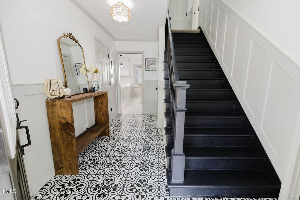 512 Stratford Drive