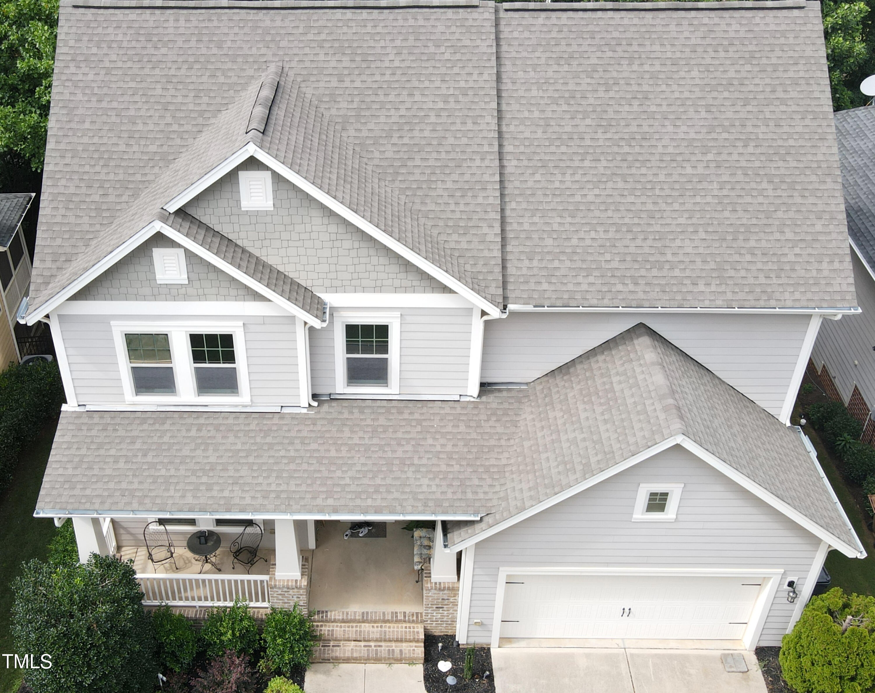 621 Ancient Oaks Drive