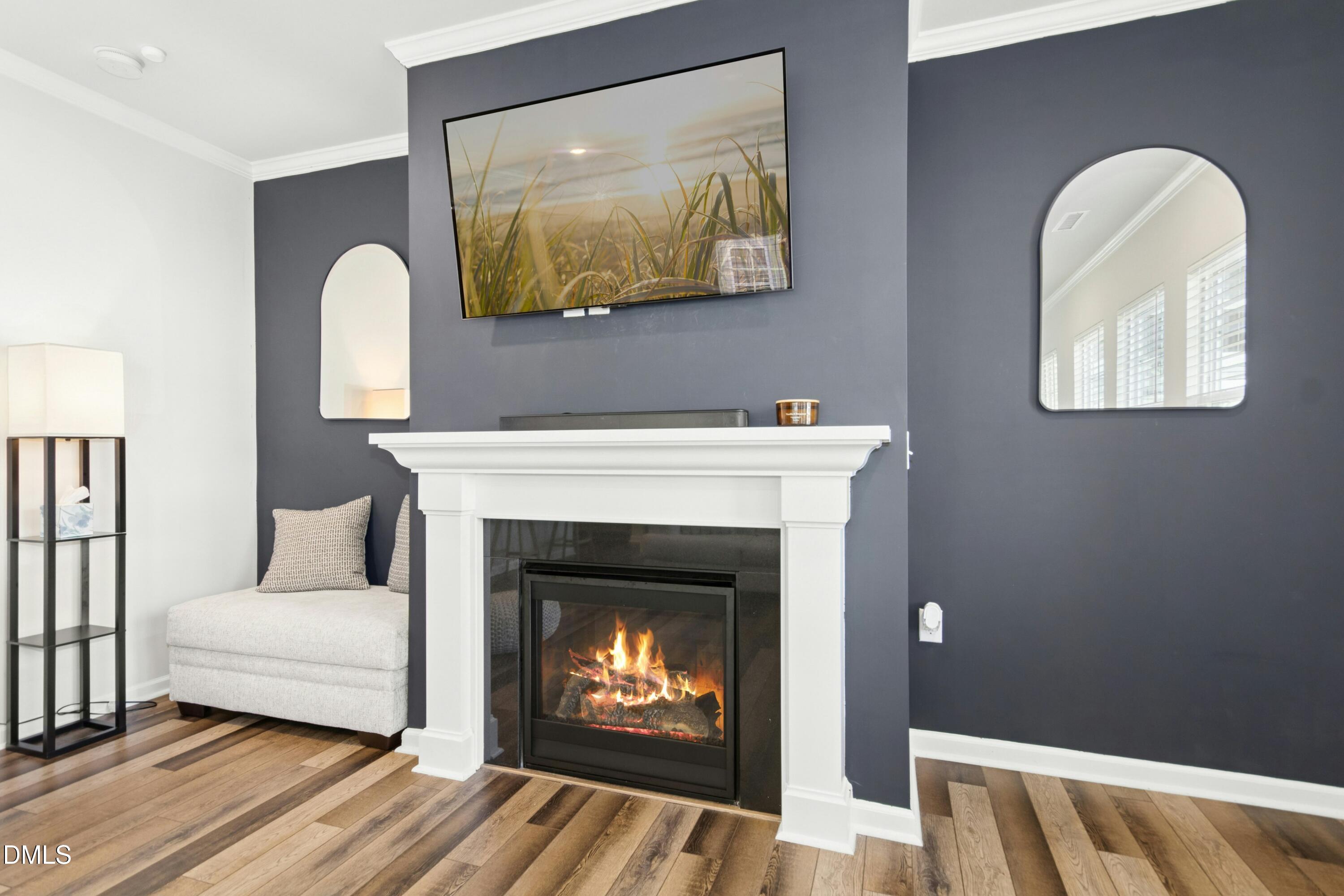 1657 White Rose Lane