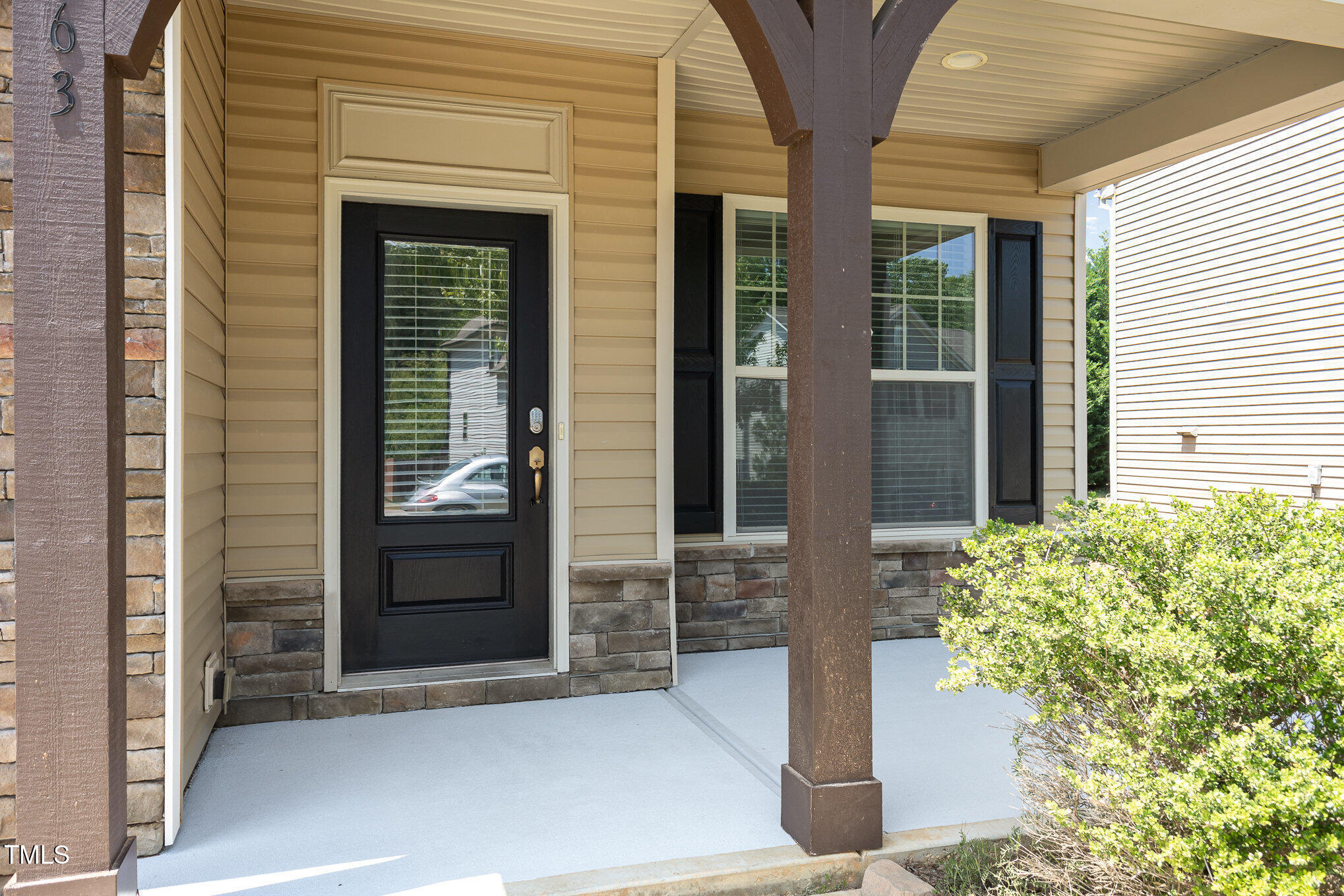 163 Davelyn Court