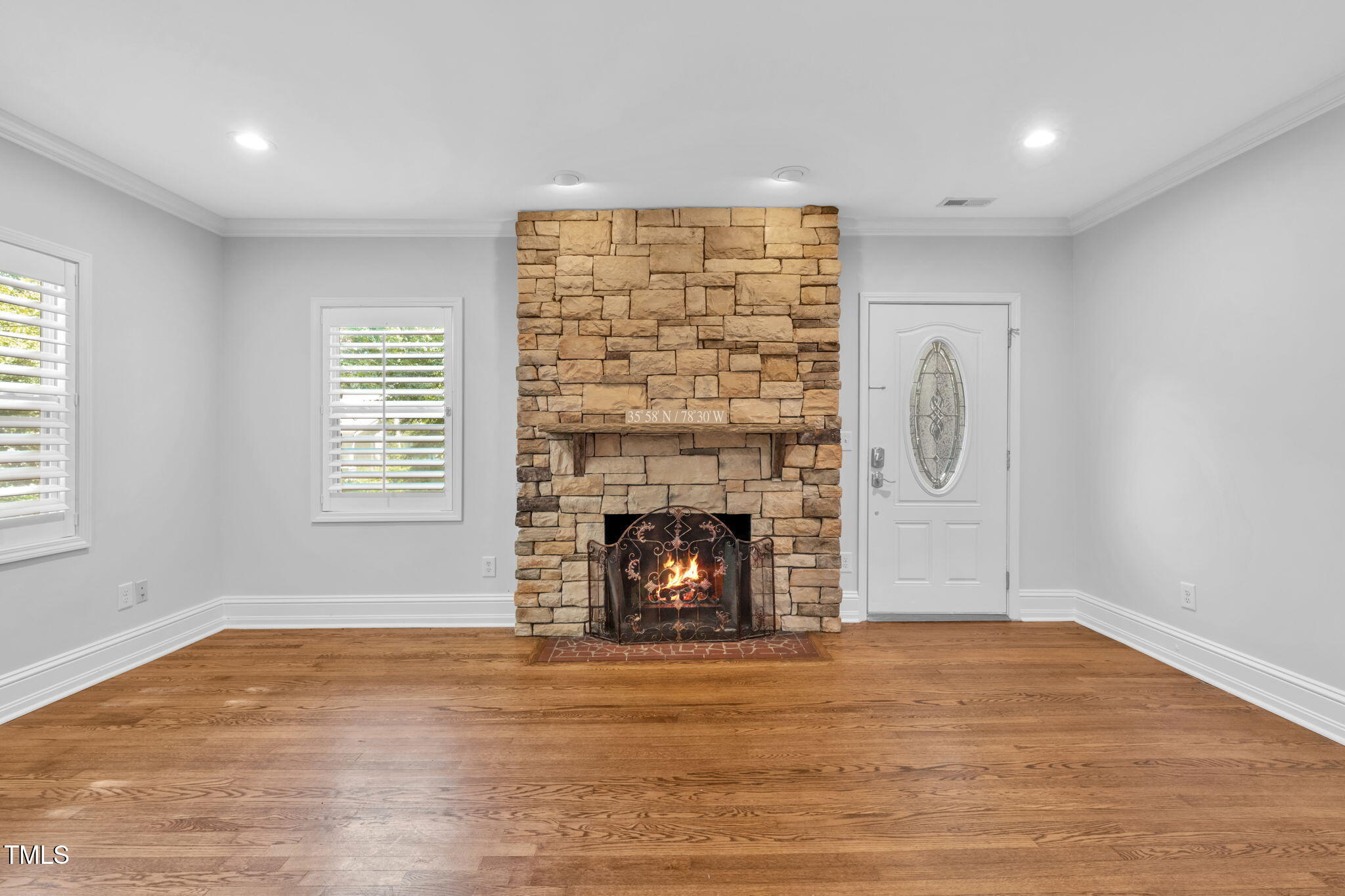 119 W Vernon Avenue
