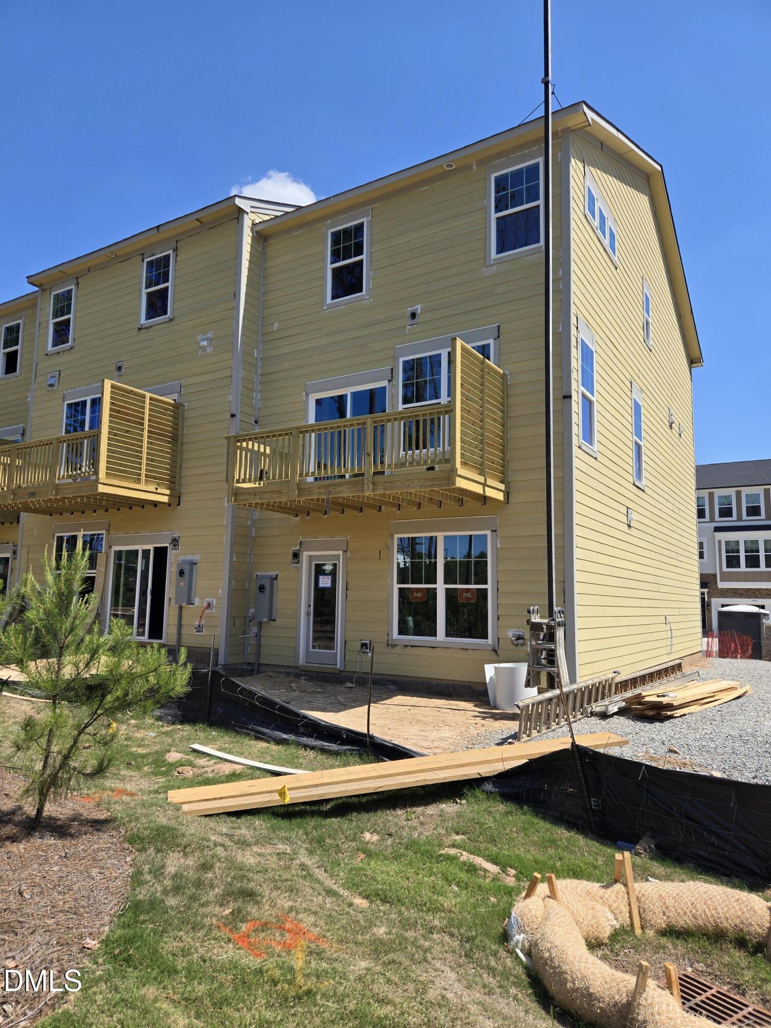 2005 Lambert Road 56